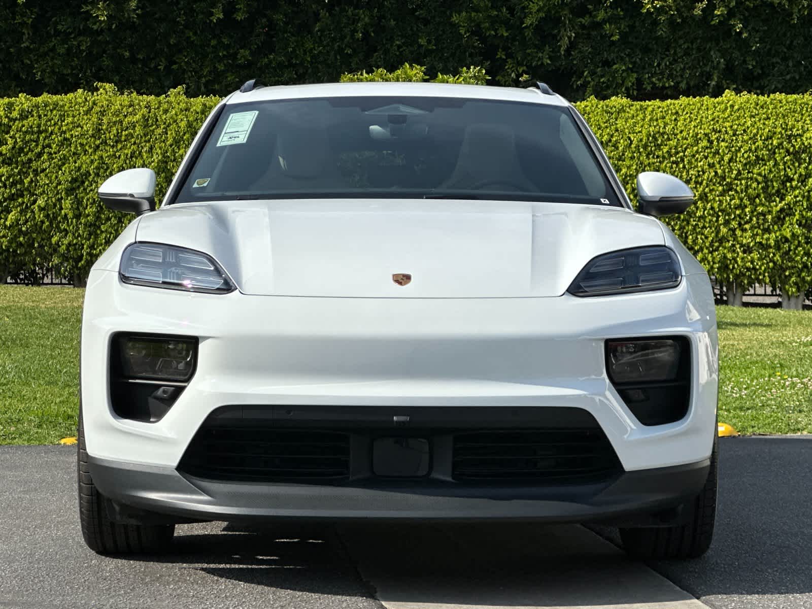 Thumbnail: 2025 Porsche Macan - 11