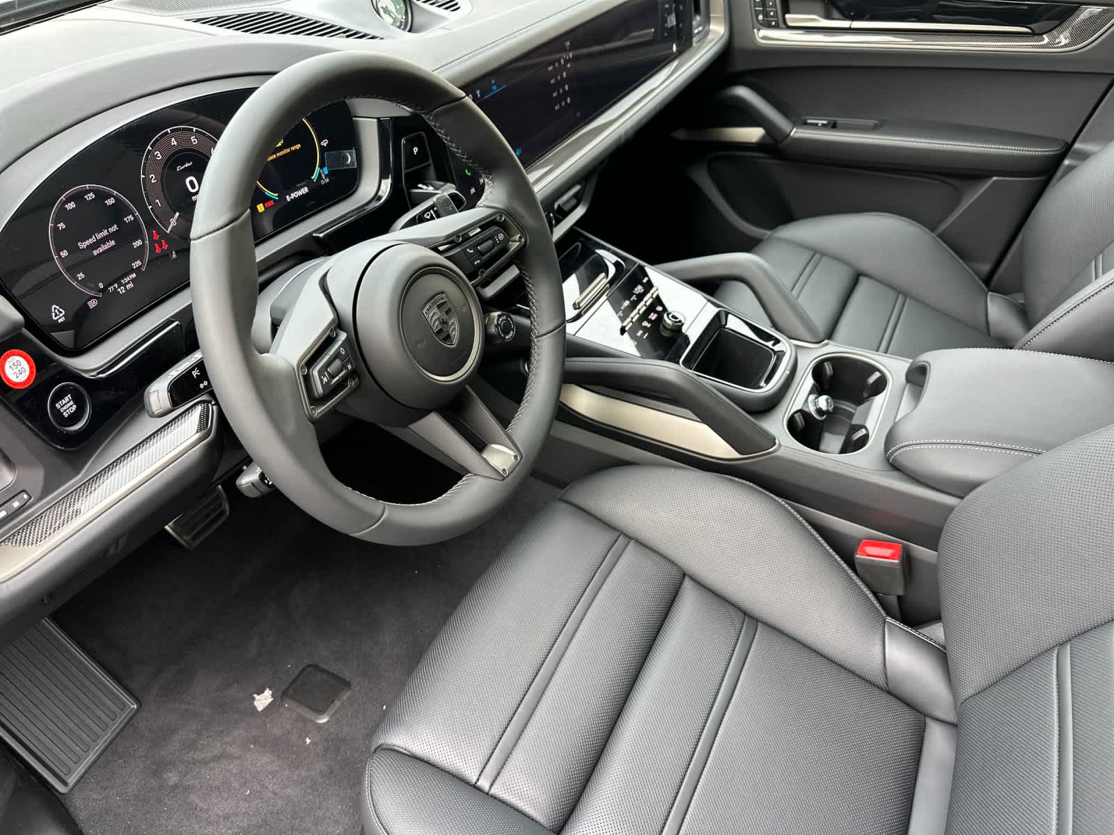 Thumbnail: 2026 Porsche Cayenne - 4