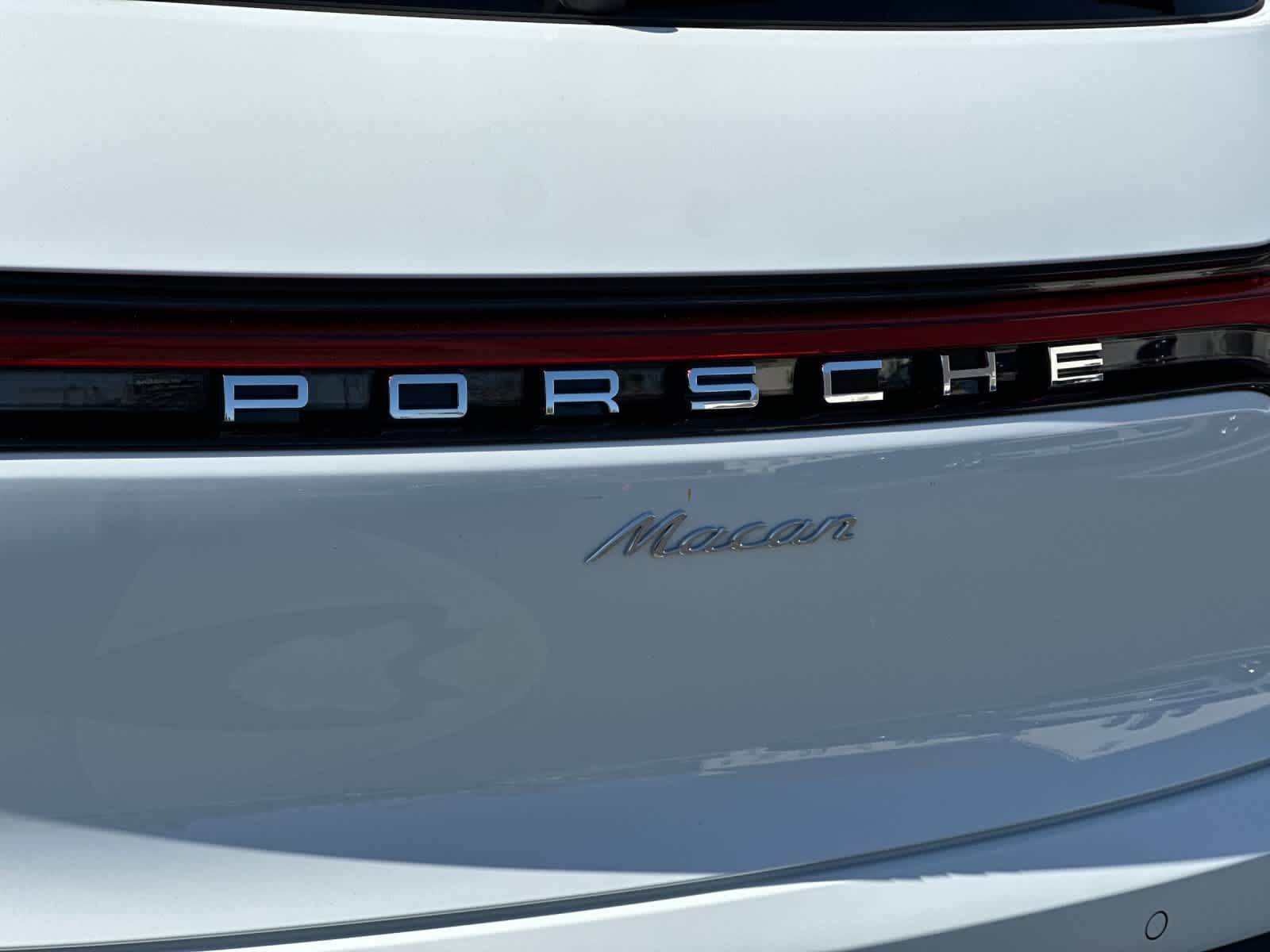 Thumbnail: 2025 Porsche Macan - 30