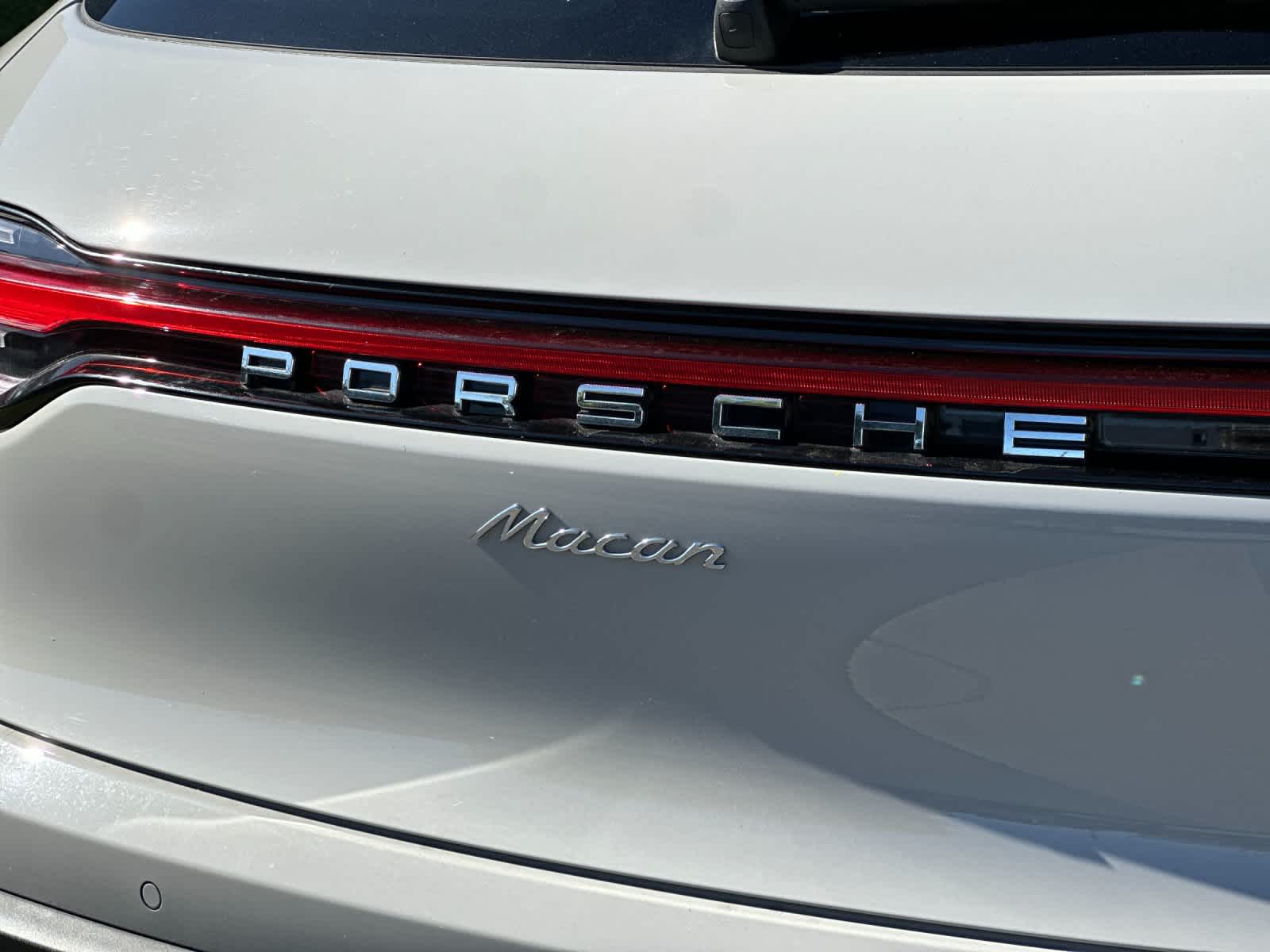 Thumbnail: 2025 Porsche Macan - 31