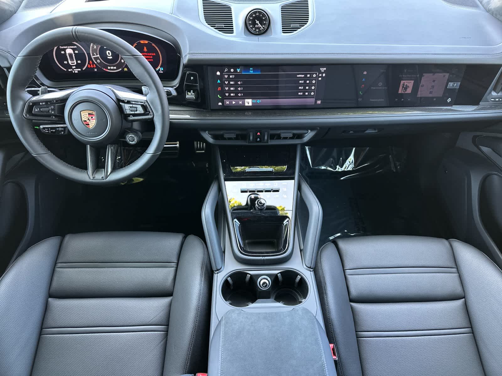 Thumbnail: 2026 Porsche Cayenne - 6