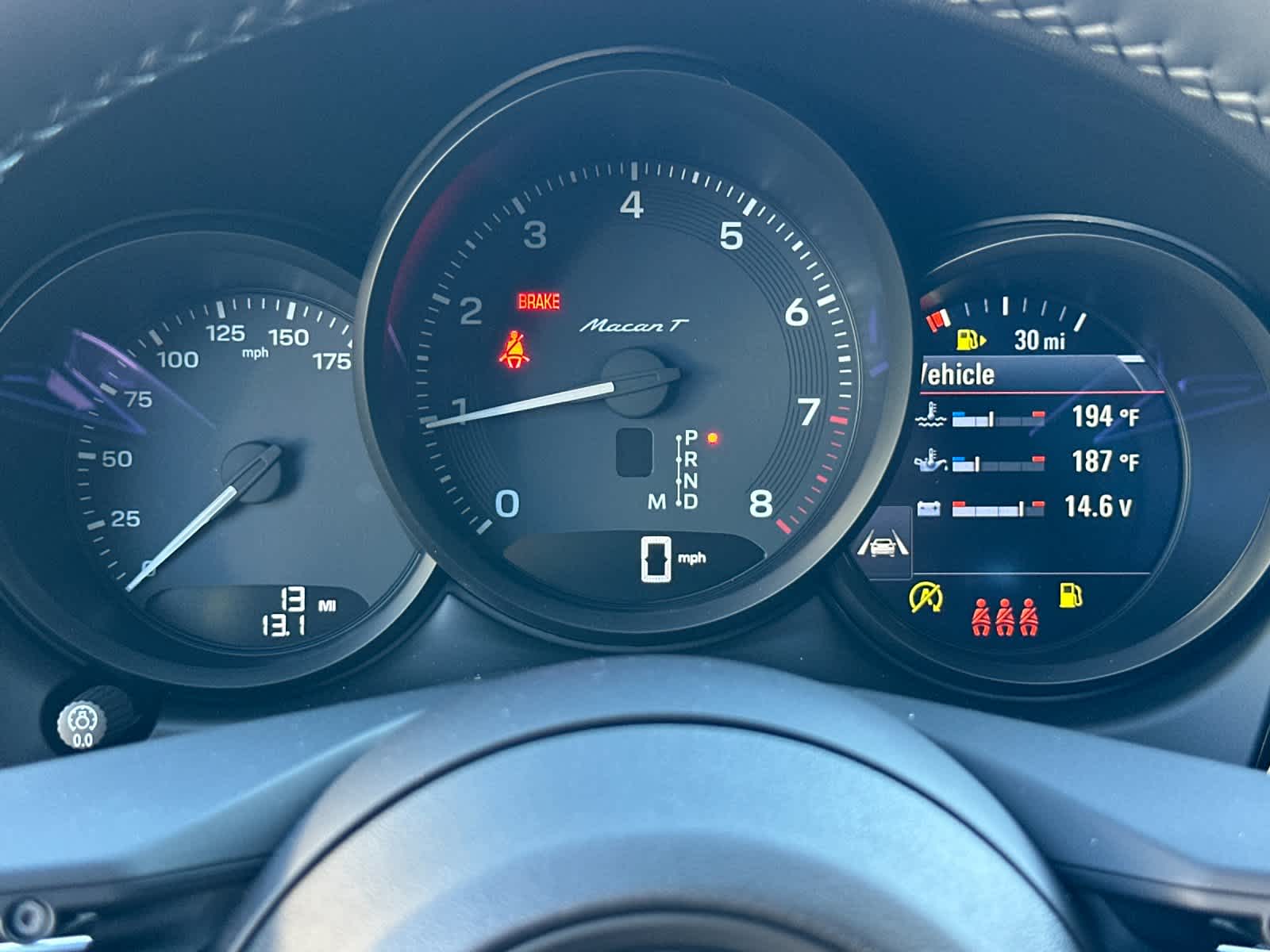 Thumbnail: 2026 Porsche Macan - 29