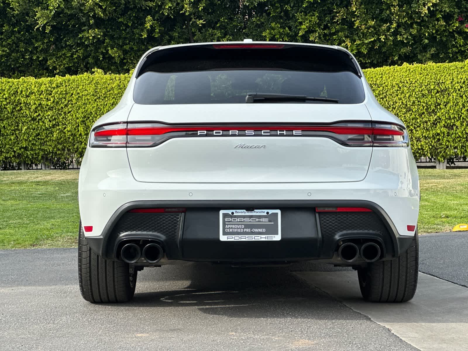 Thumbnail: 2025 Porsche Macan - 7