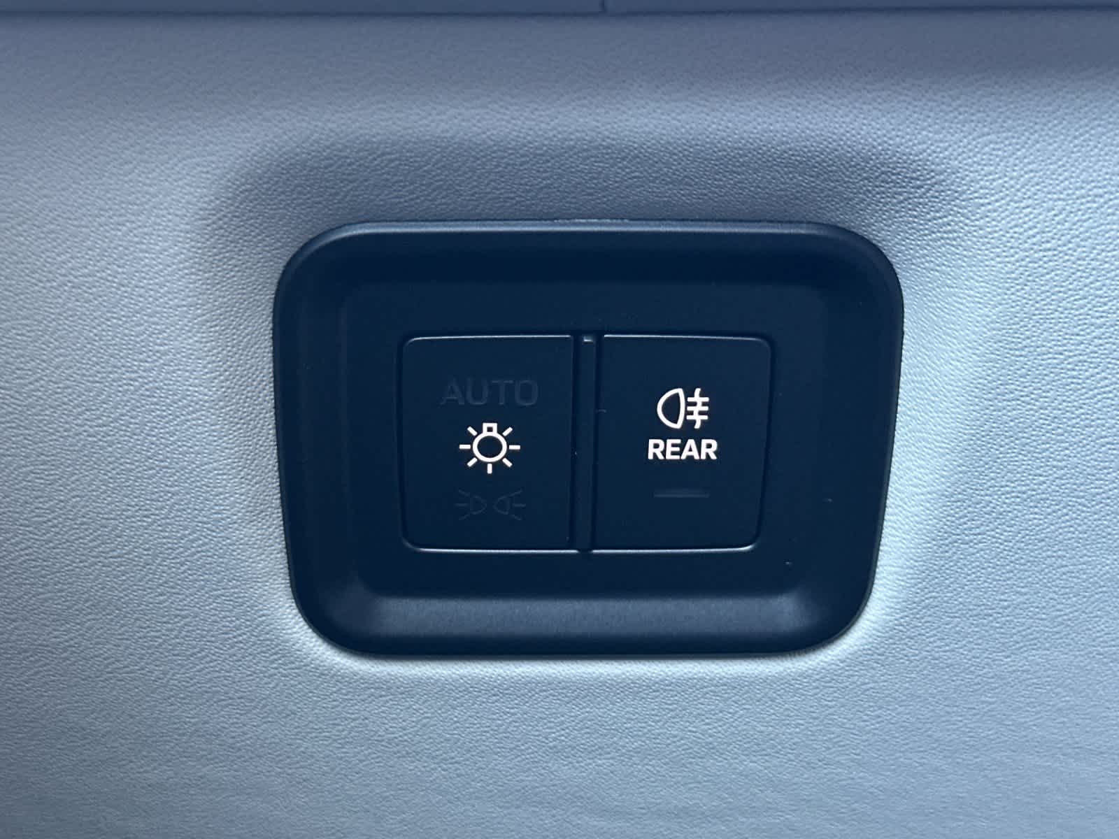 Thumbnail: 2026 Porsche Cayenne - 31