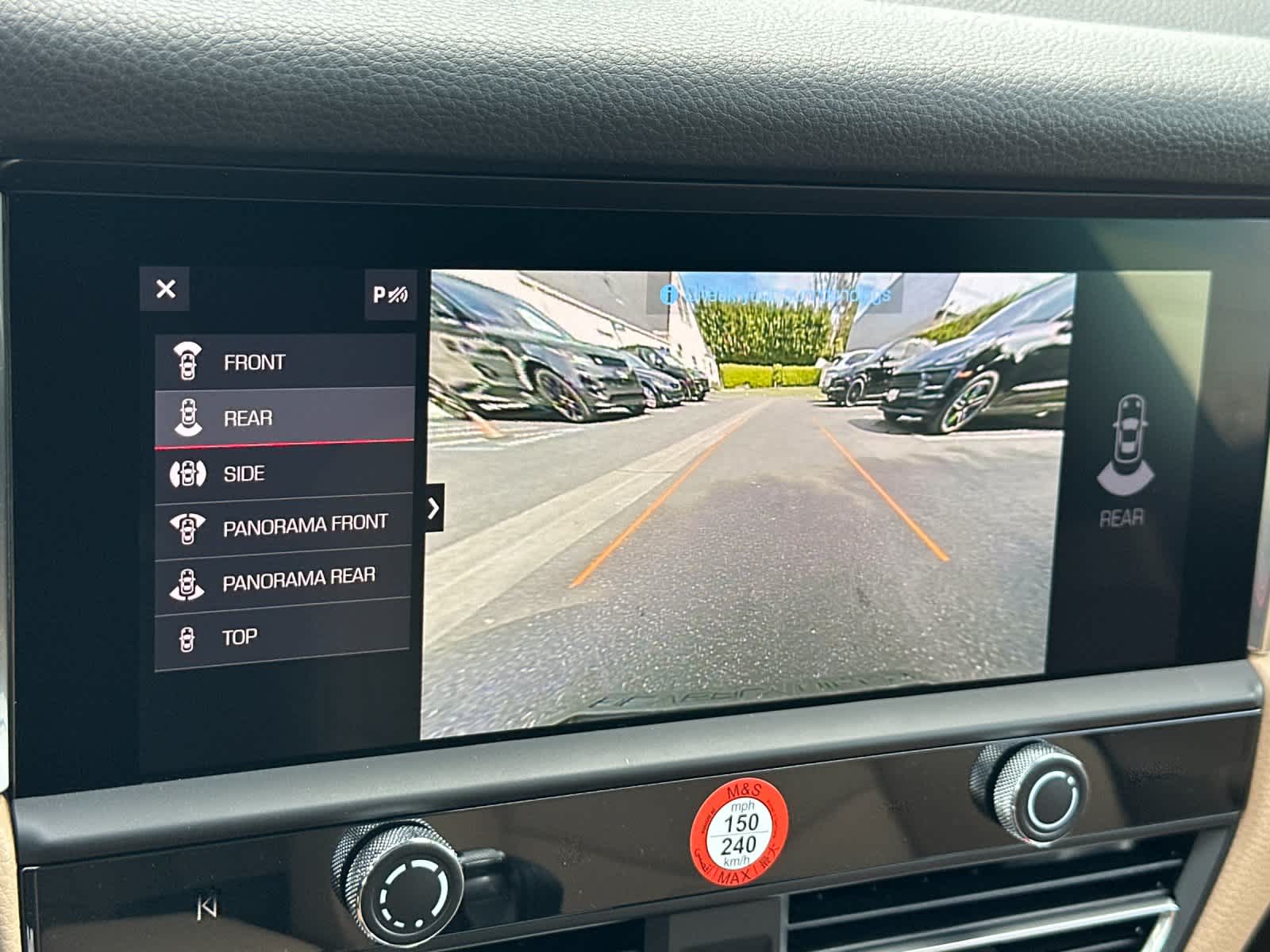 Thumbnail: 2026 Porsche Macan - 23