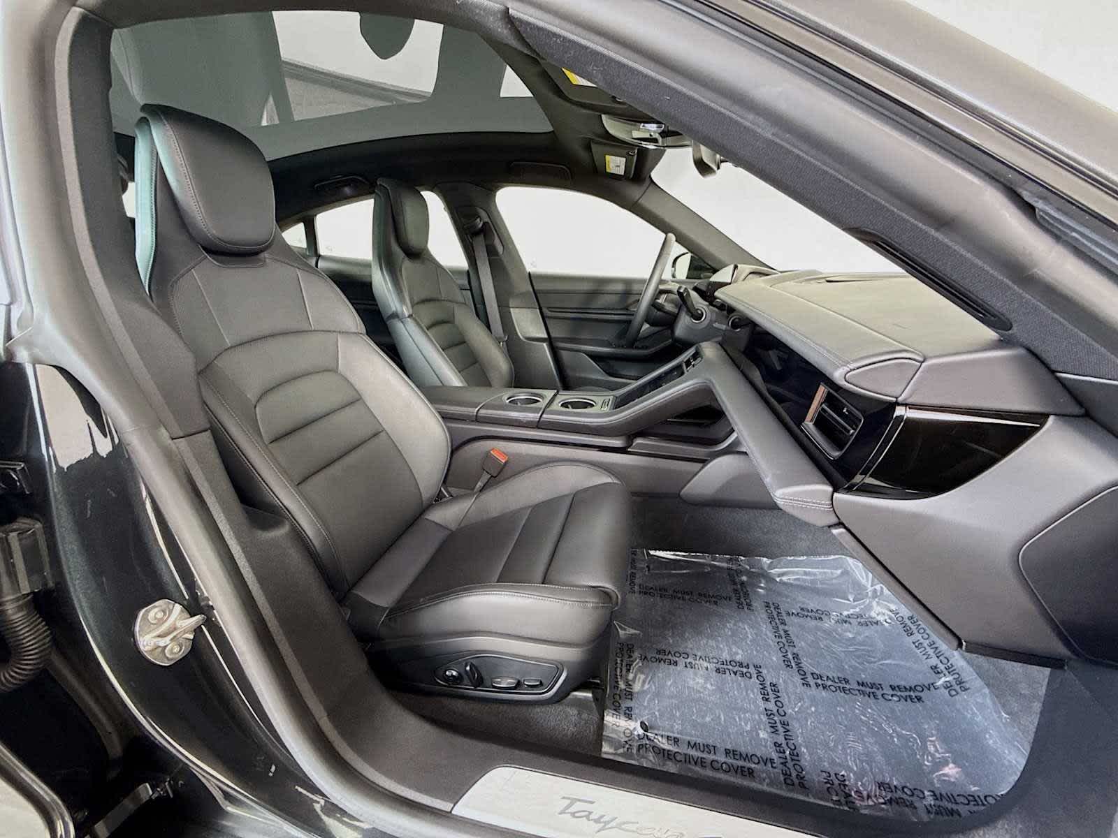 Thumbnail: 2020 Porsche Taycan - 21