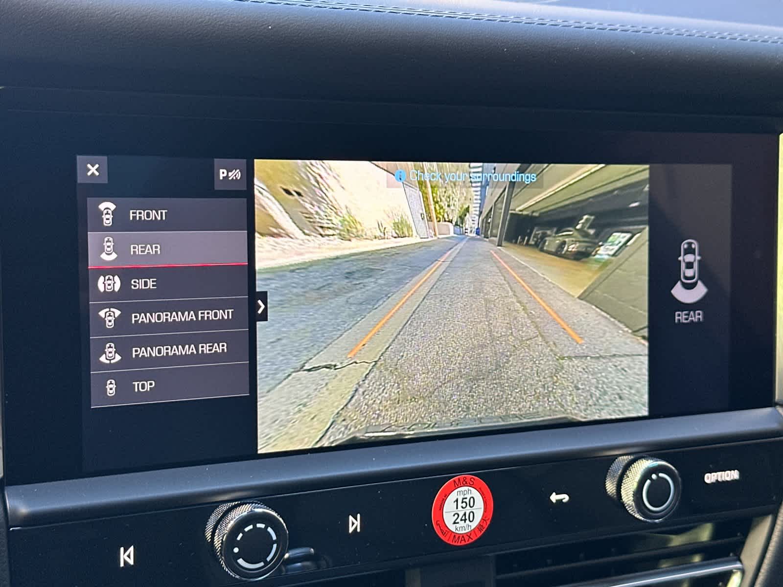 Thumbnail: 2026 Porsche Macan - 22