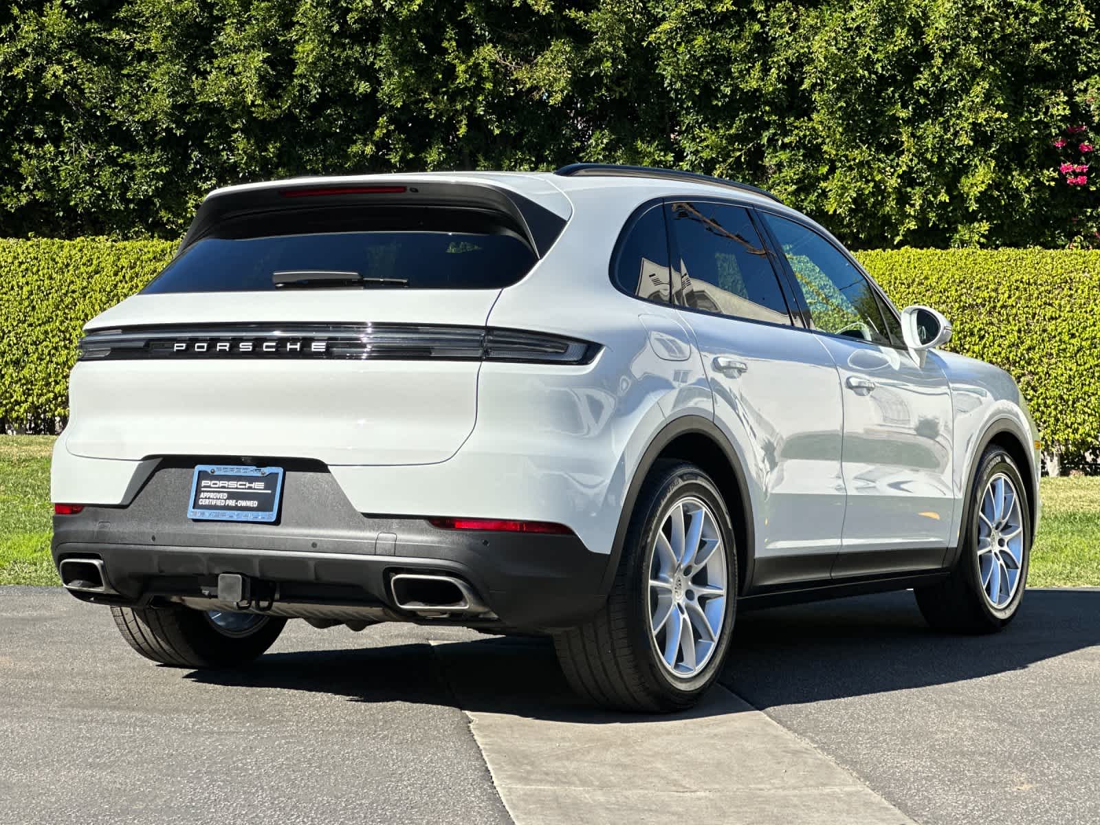 Thumbnail: 2024 Porsche Cayenne - 8