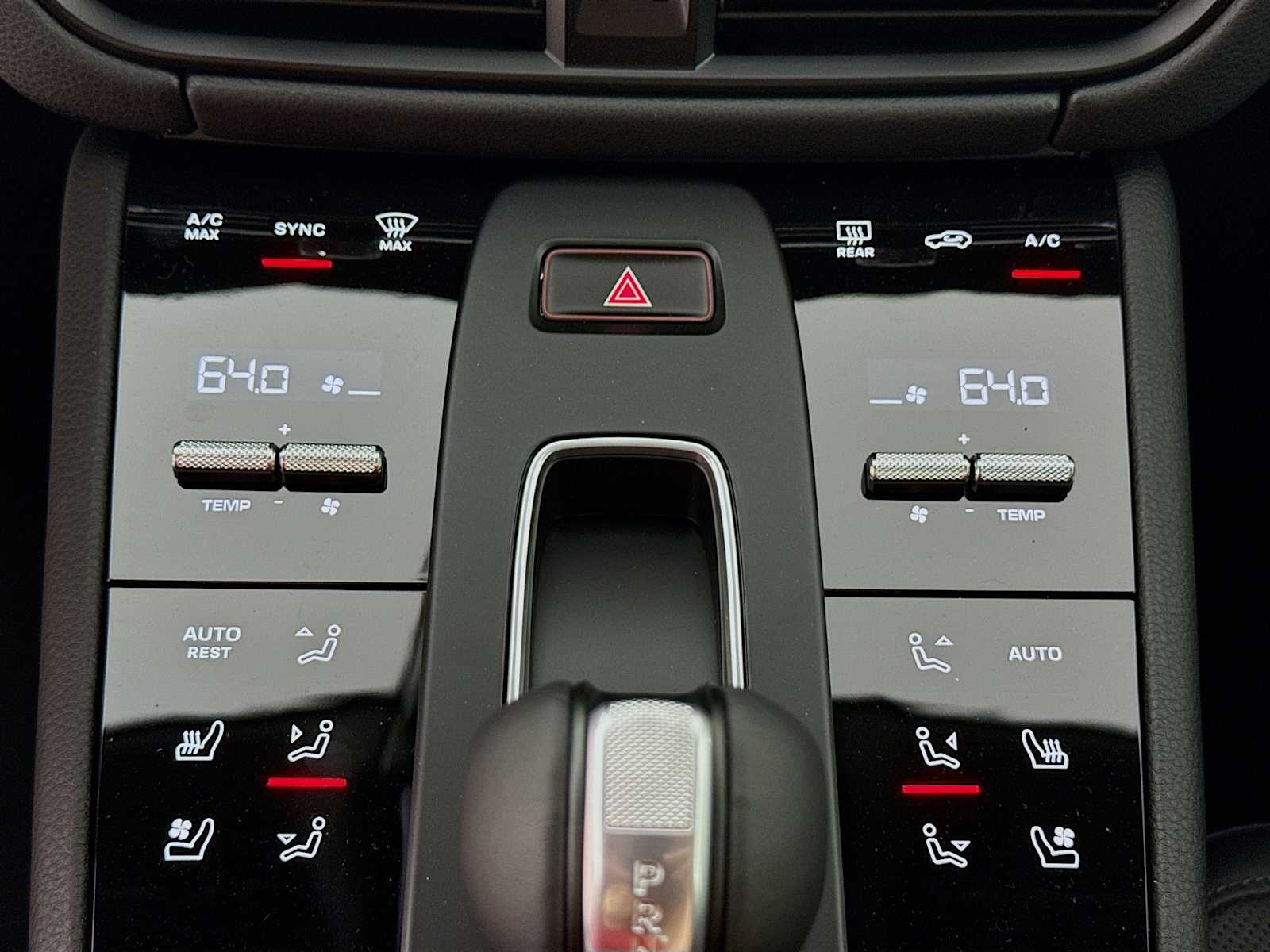 Thumbnail: 2025 Porsche Macan - 13