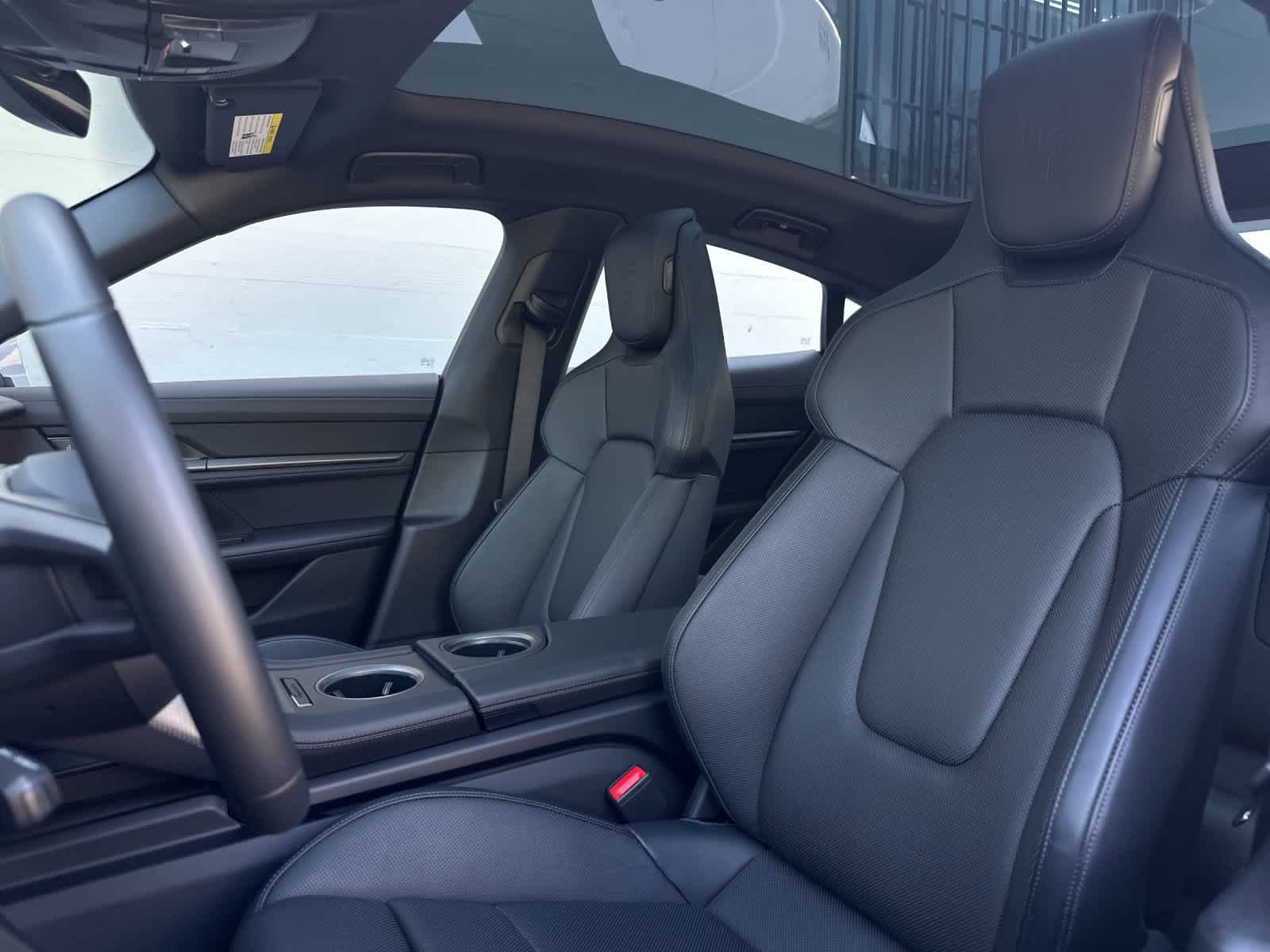 Thumbnail: 2024 Porsche Taycan - 5