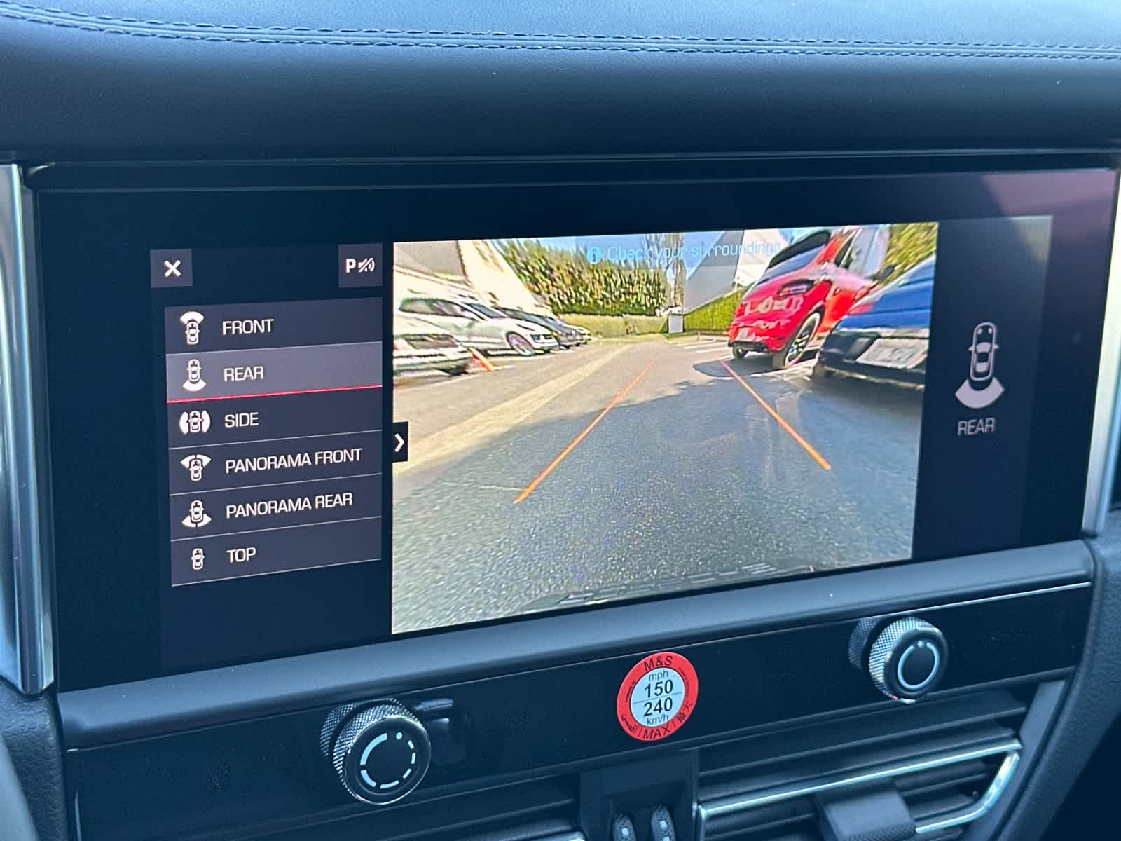 Thumbnail: 2026 Porsche Macan - 23