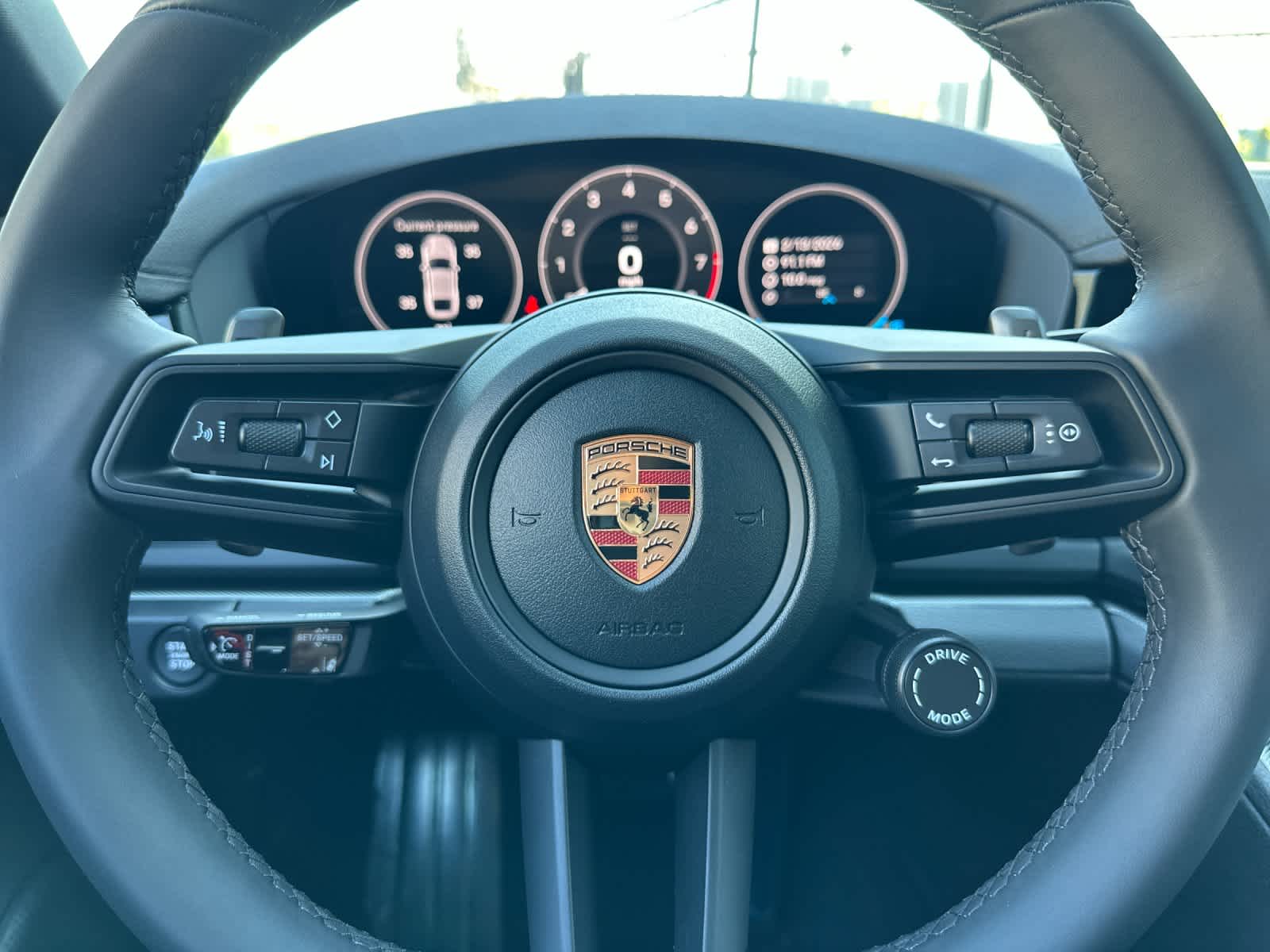 Thumbnail: 2026 Porsche Panamera - 27