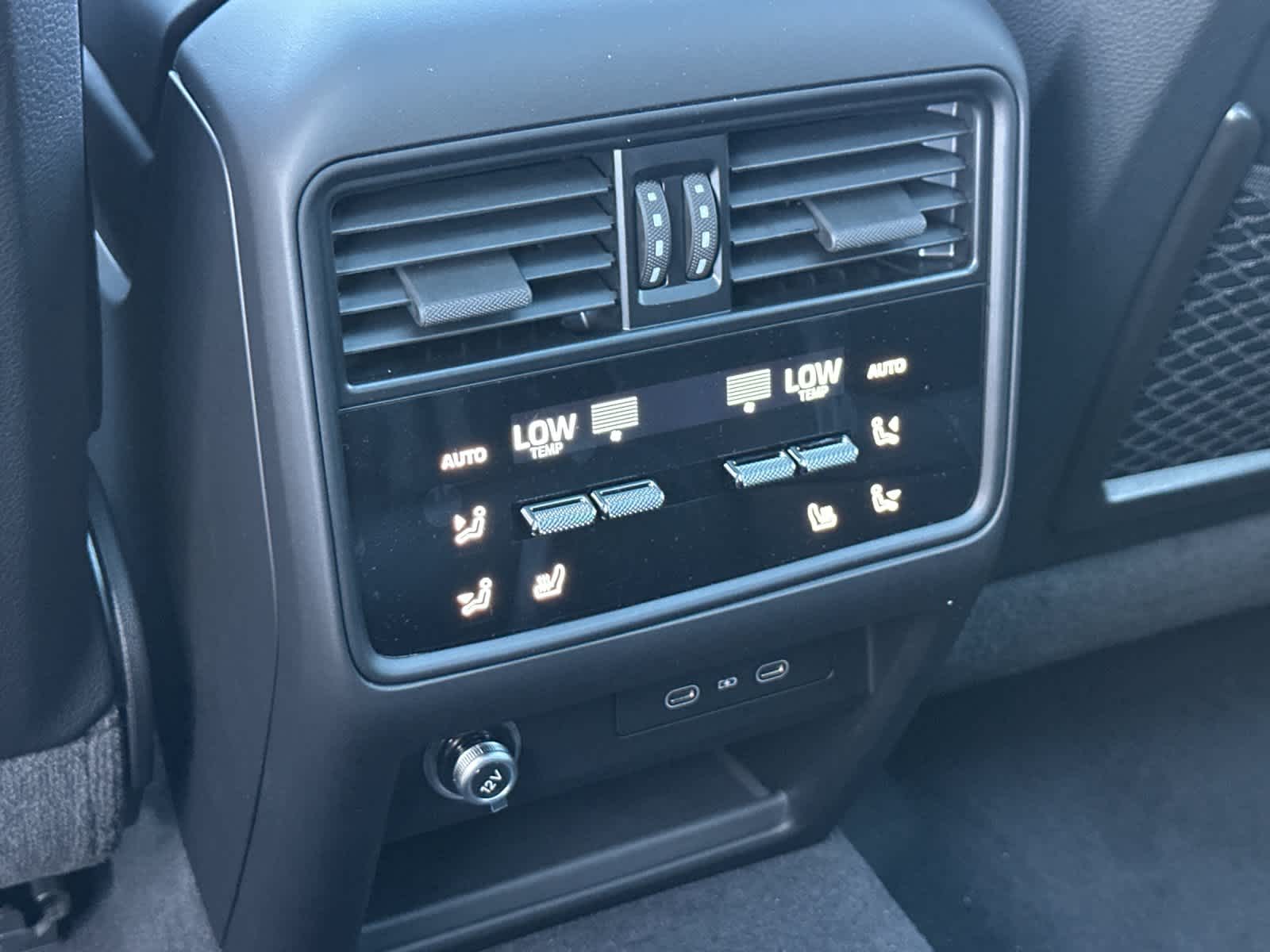 Thumbnail: 2026 Porsche Cayenne - 14