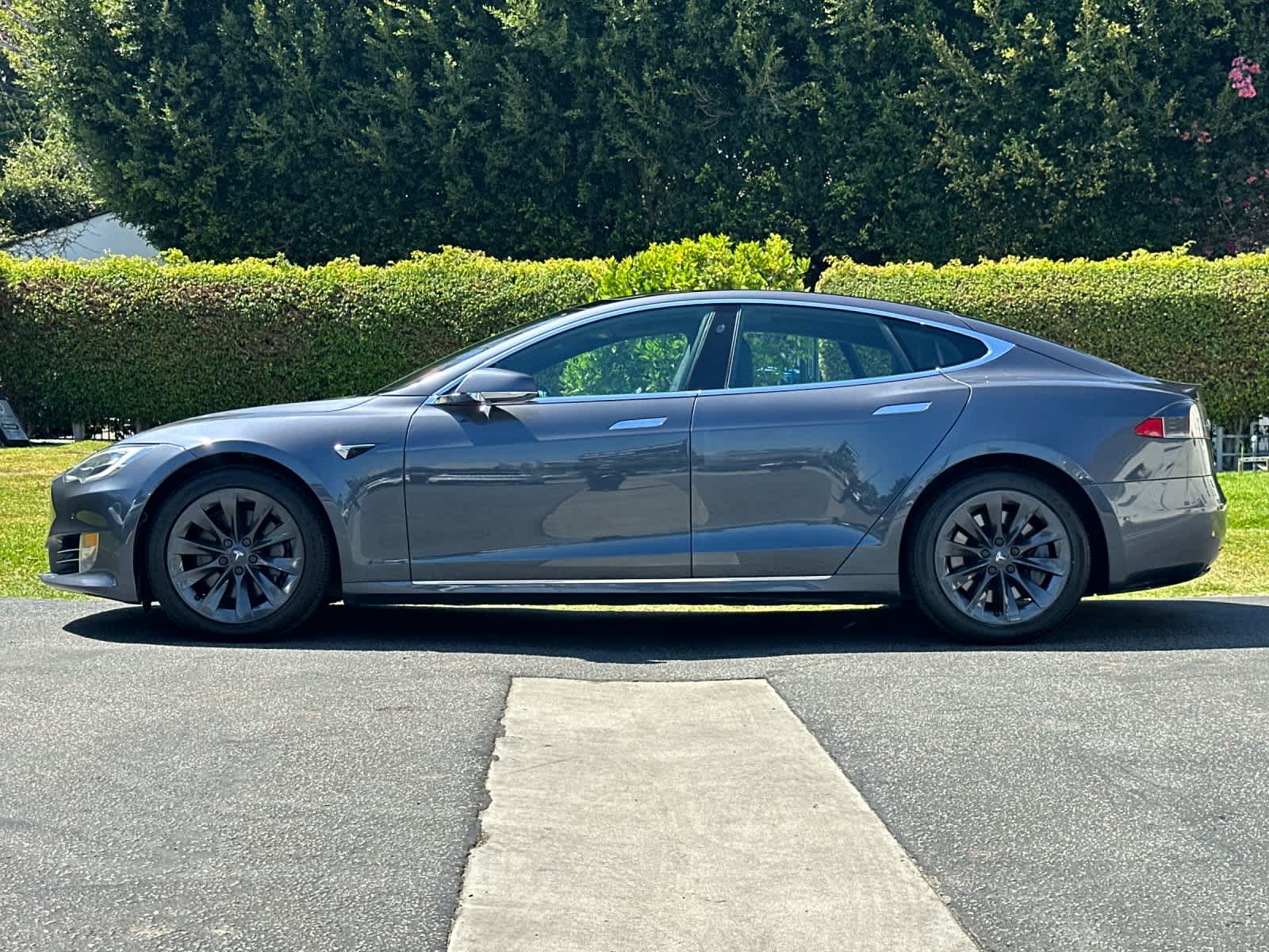 Thumbnail: 2018 Tesla Model S - 2