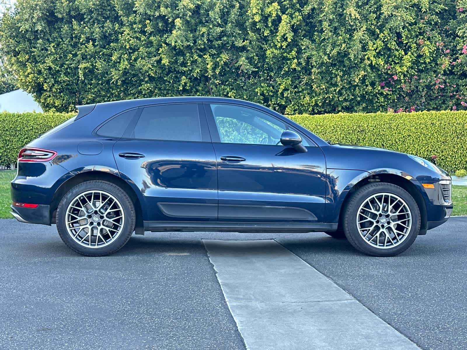 Thumbnail: 2018 Porsche Macan - 9