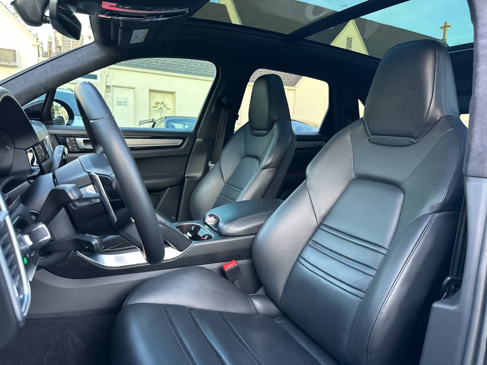 Thumbnail: 2023 Porsche Cayenne - 5