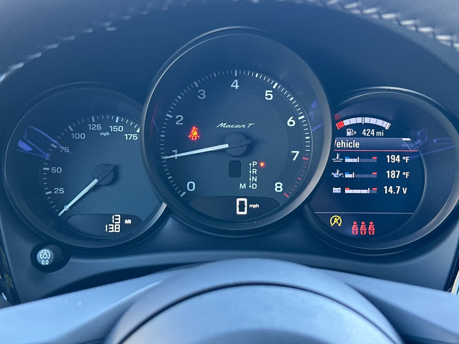 Thumbnail: 2026 Porsche Macan - 29