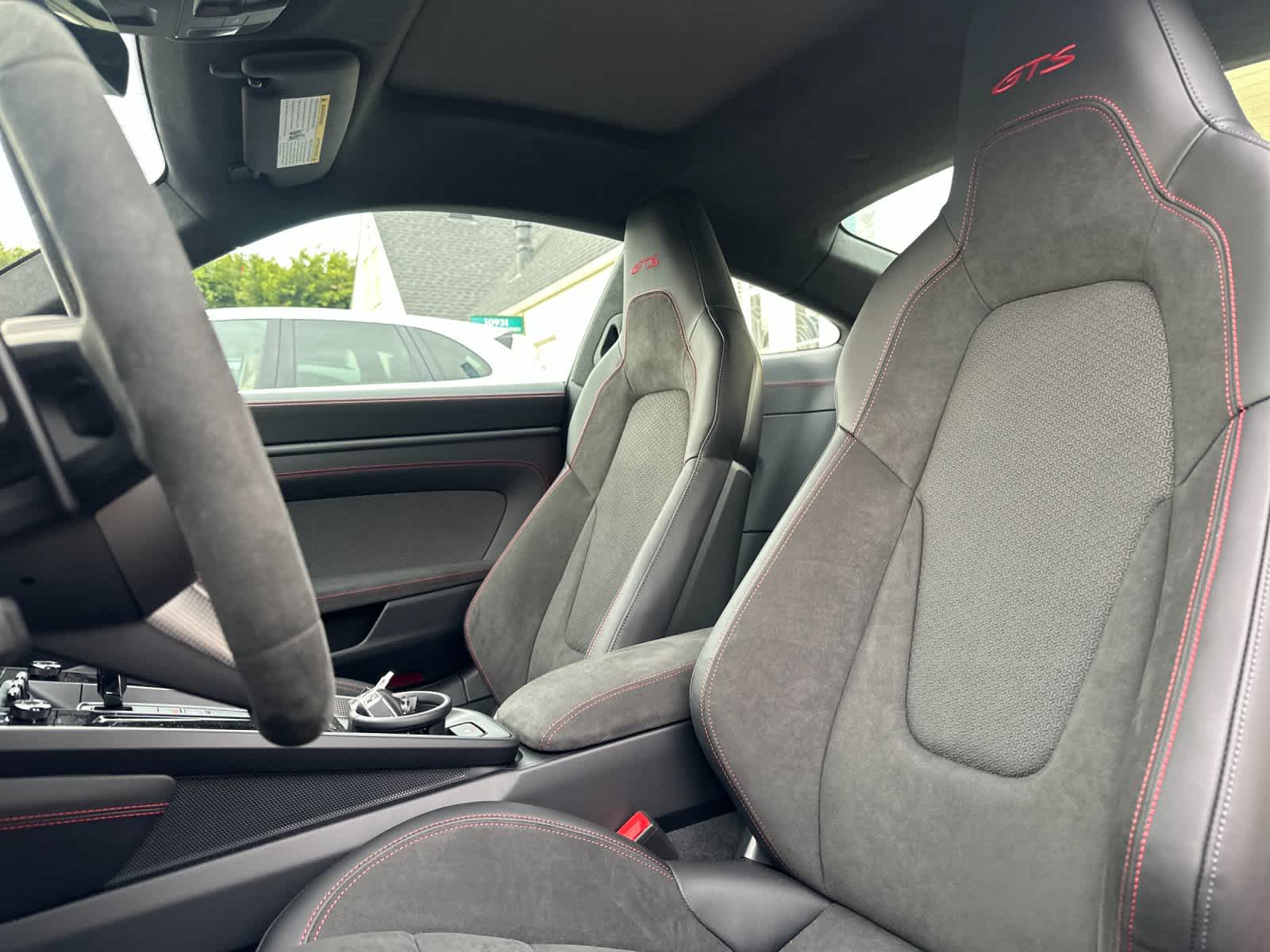 Thumbnail: 2026 Porsche 911 - 5