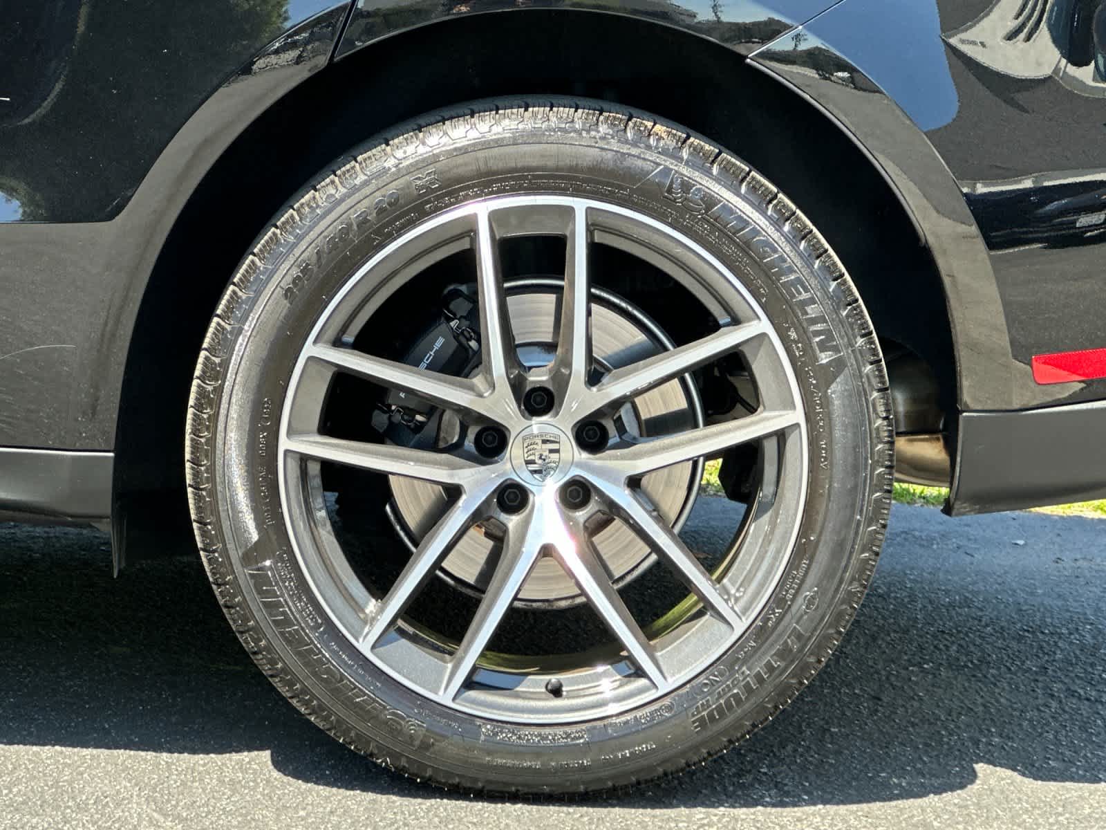 Thumbnail: 2025 Porsche Macan - 30