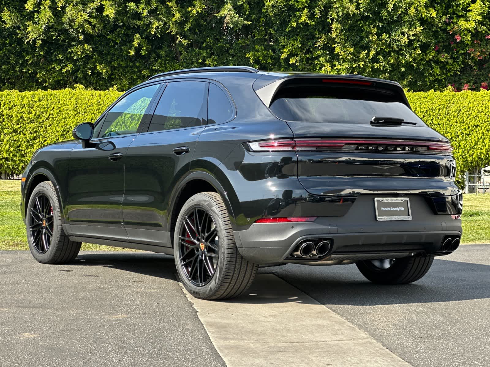 Thumbnail: 2026 Porsche Cayenne - 3