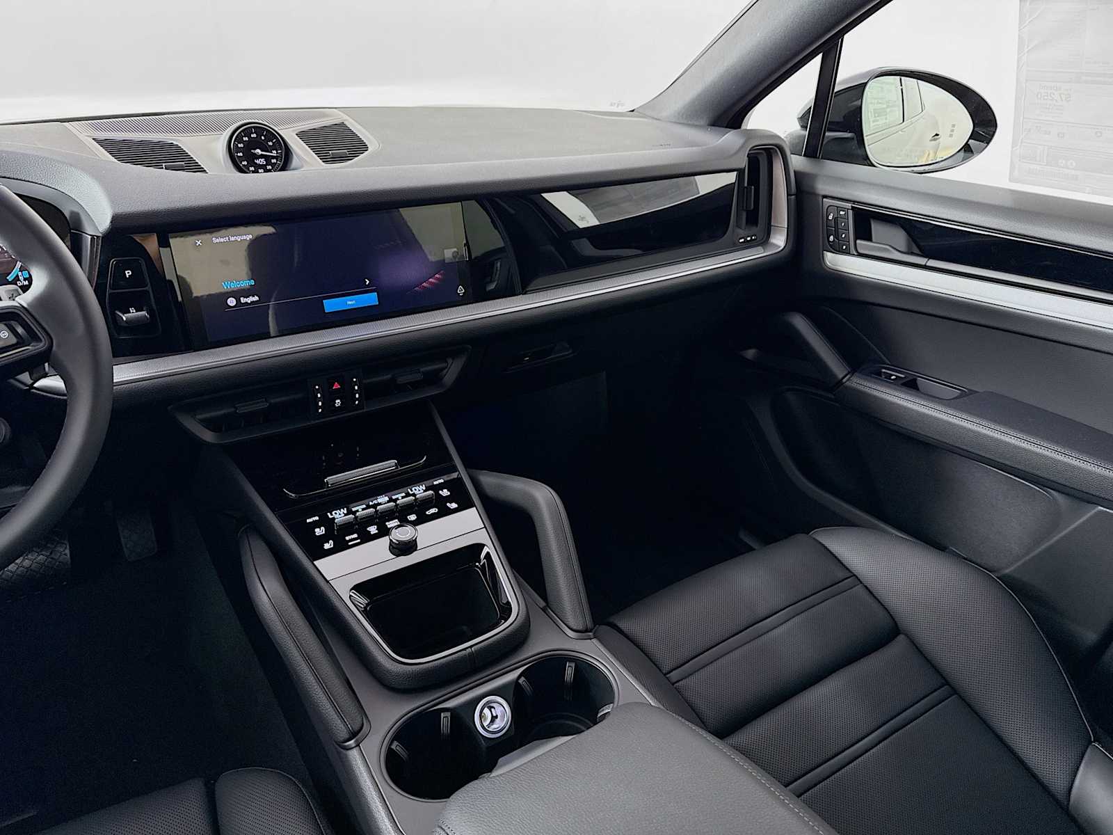 Thumbnail: 2025 Porsche Cayenne - 19