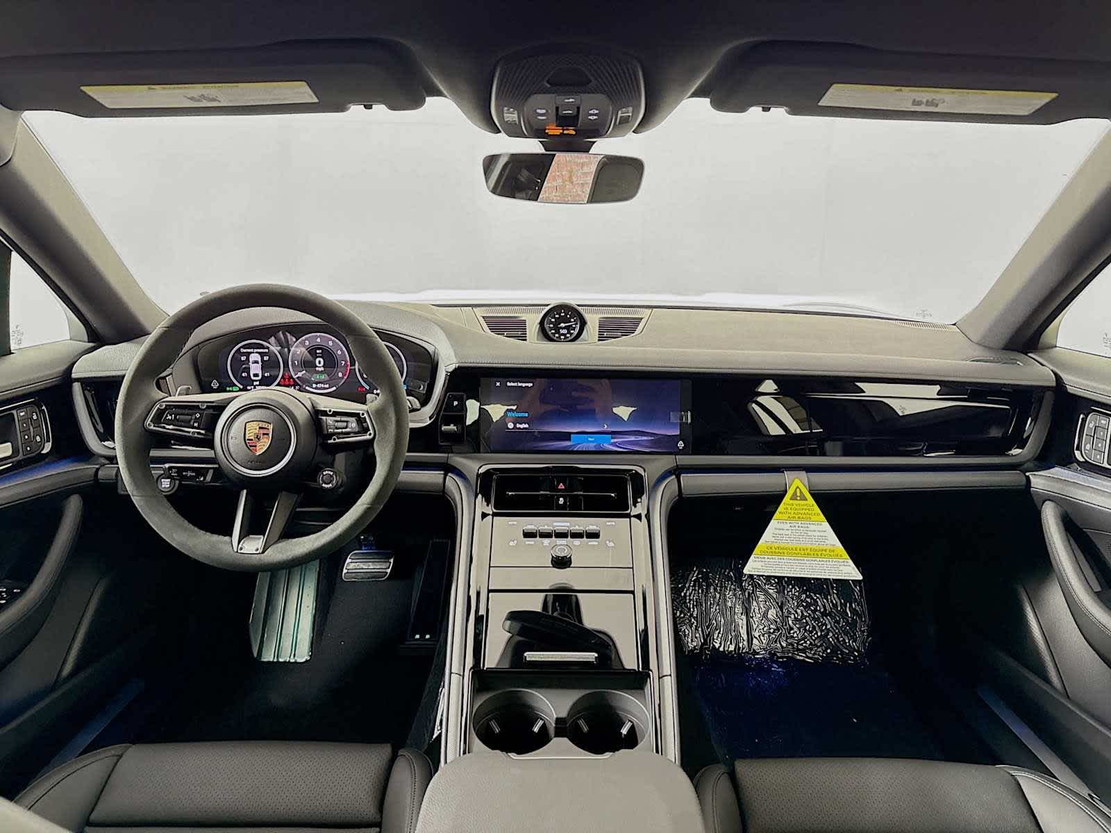 Thumbnail: 2026 Porsche Panamera - 27