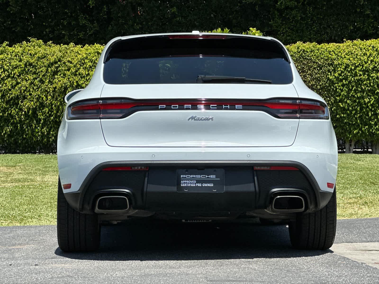 Thumbnail: 2025 Porsche Macan - 6