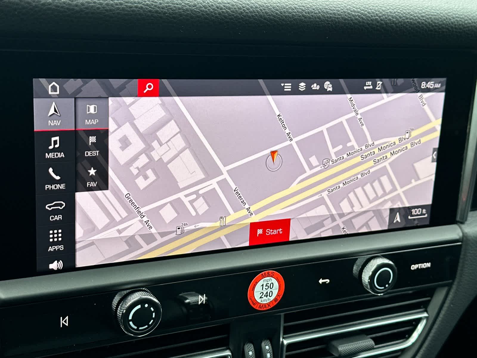 Thumbnail: 2026 Porsche Macan - 22