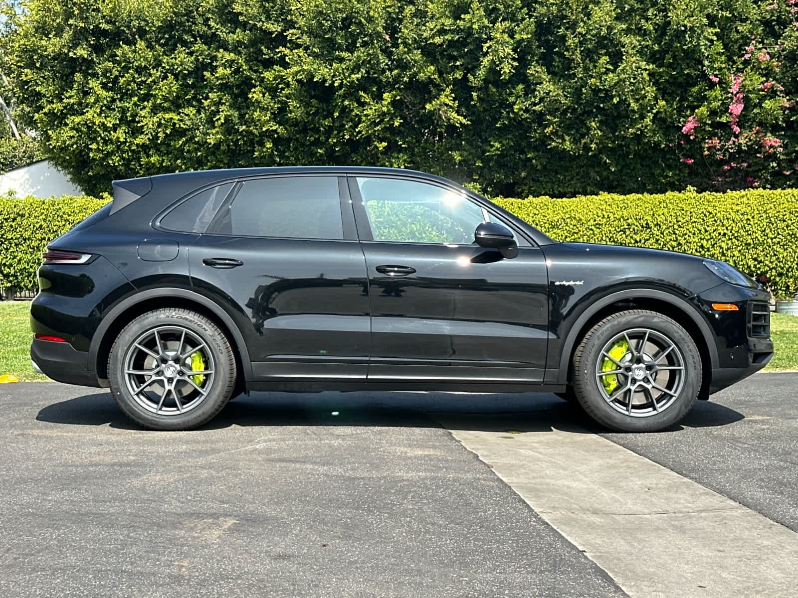 Thumbnail: 2026 Porsche Cayenne - 9