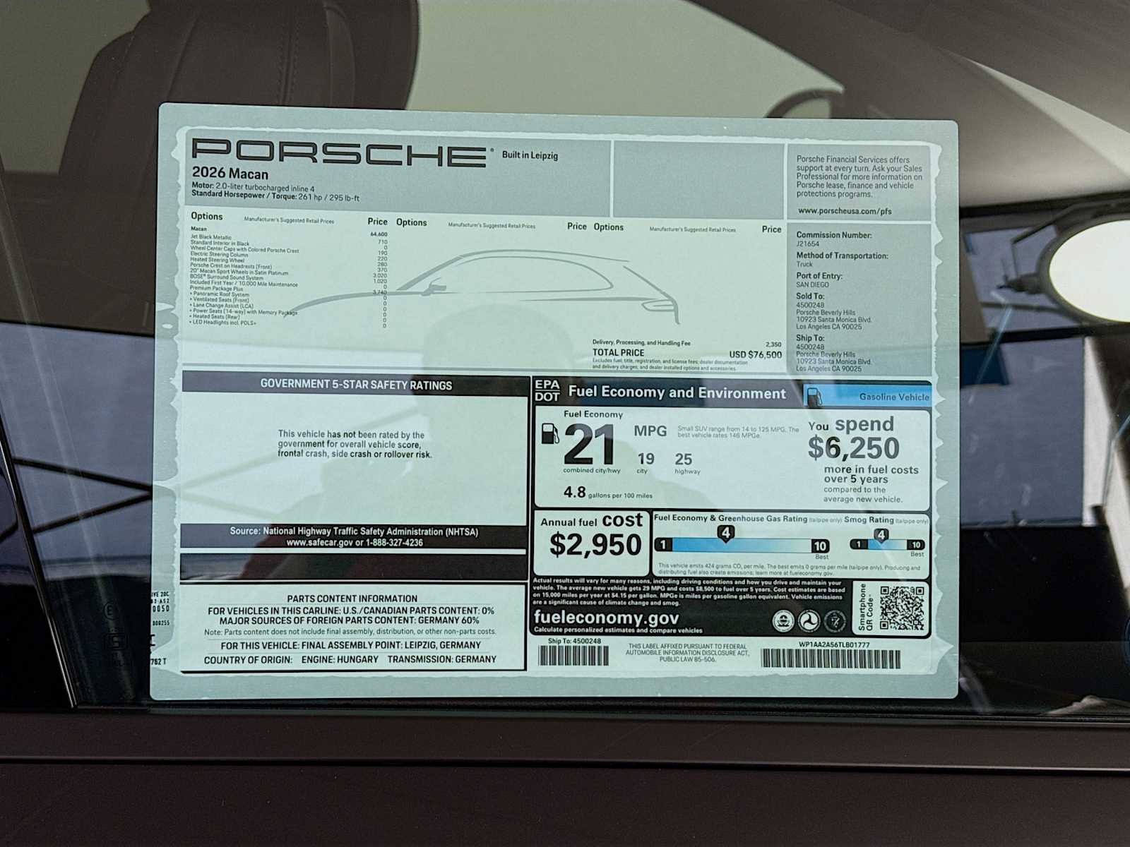 Thumbnail: 2026 Porsche Macan - 26