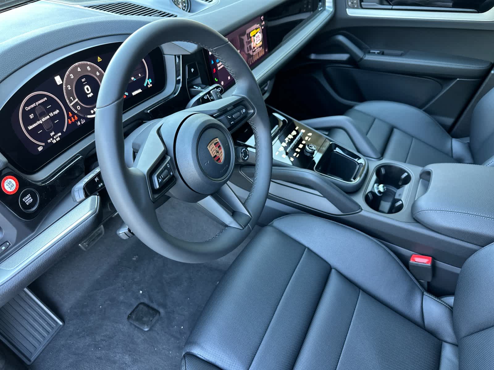 Thumbnail: 2026 Porsche Cayenne - 4