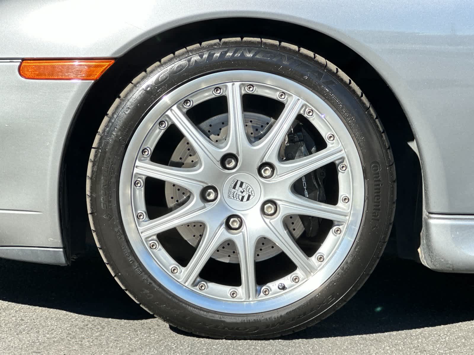 Thumbnail: 2001 Porsche 911 - 23