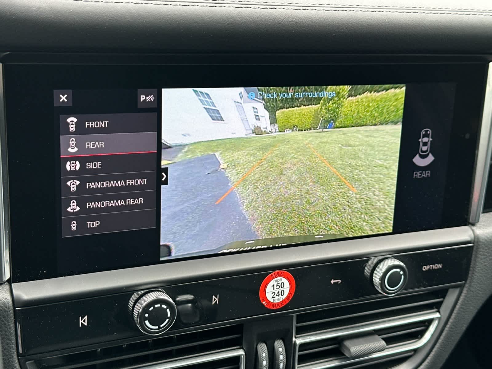 Thumbnail: 2025 Porsche Macan - 23