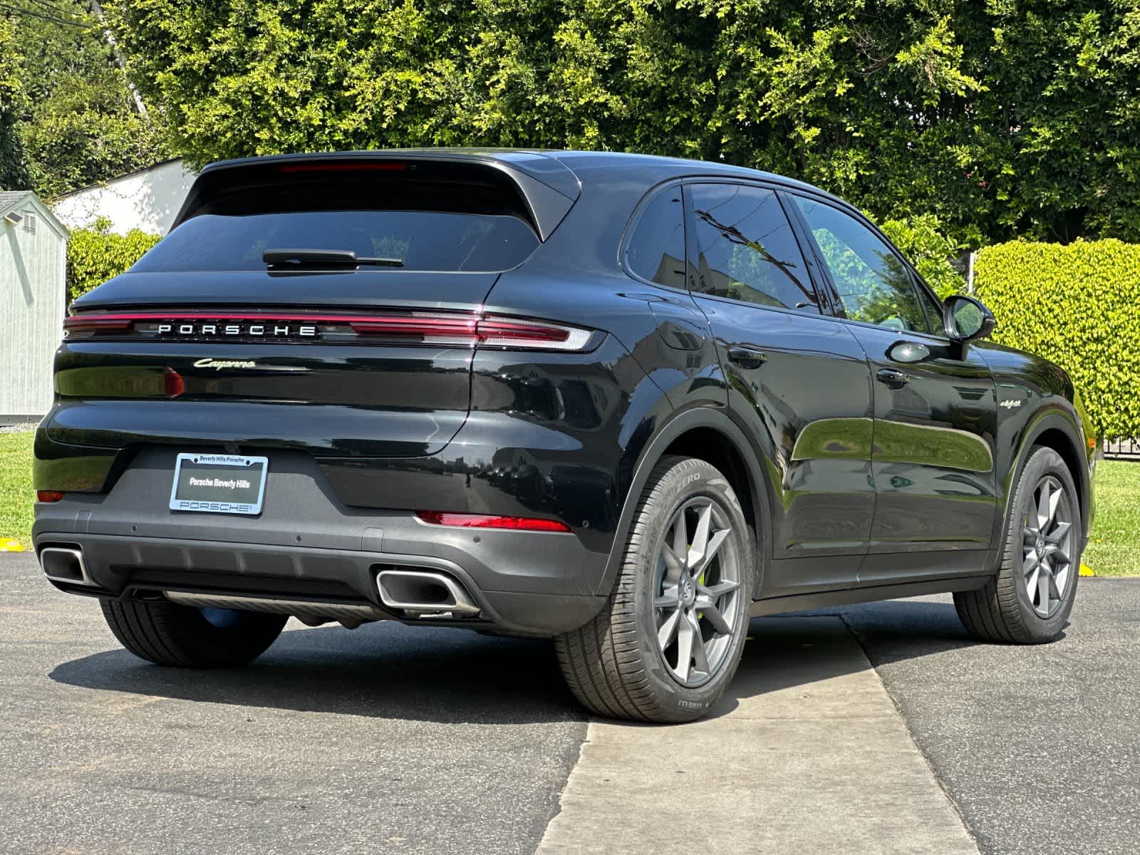 Thumbnail: 2026 Porsche Cayenne - 8