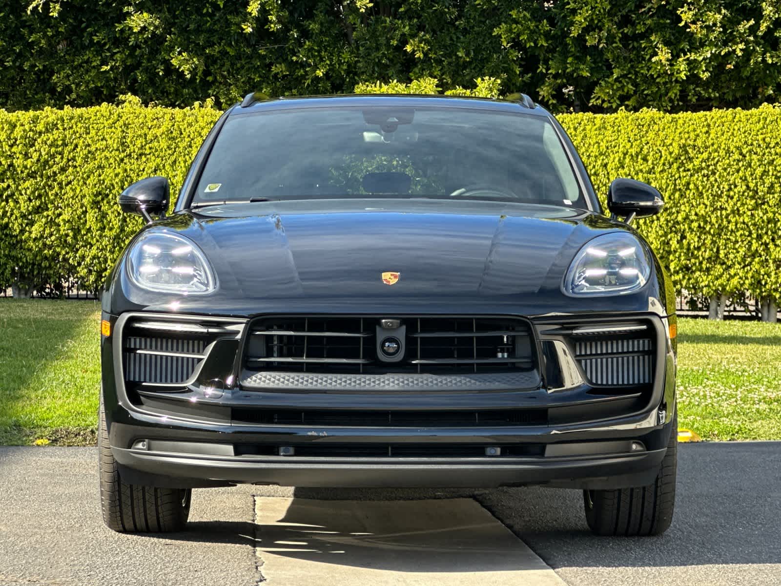 Thumbnail: 2026 Porsche Macan - 11