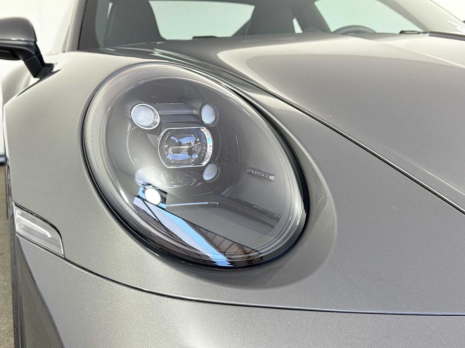 Thumbnail: 2023 Porsche 911 - 28