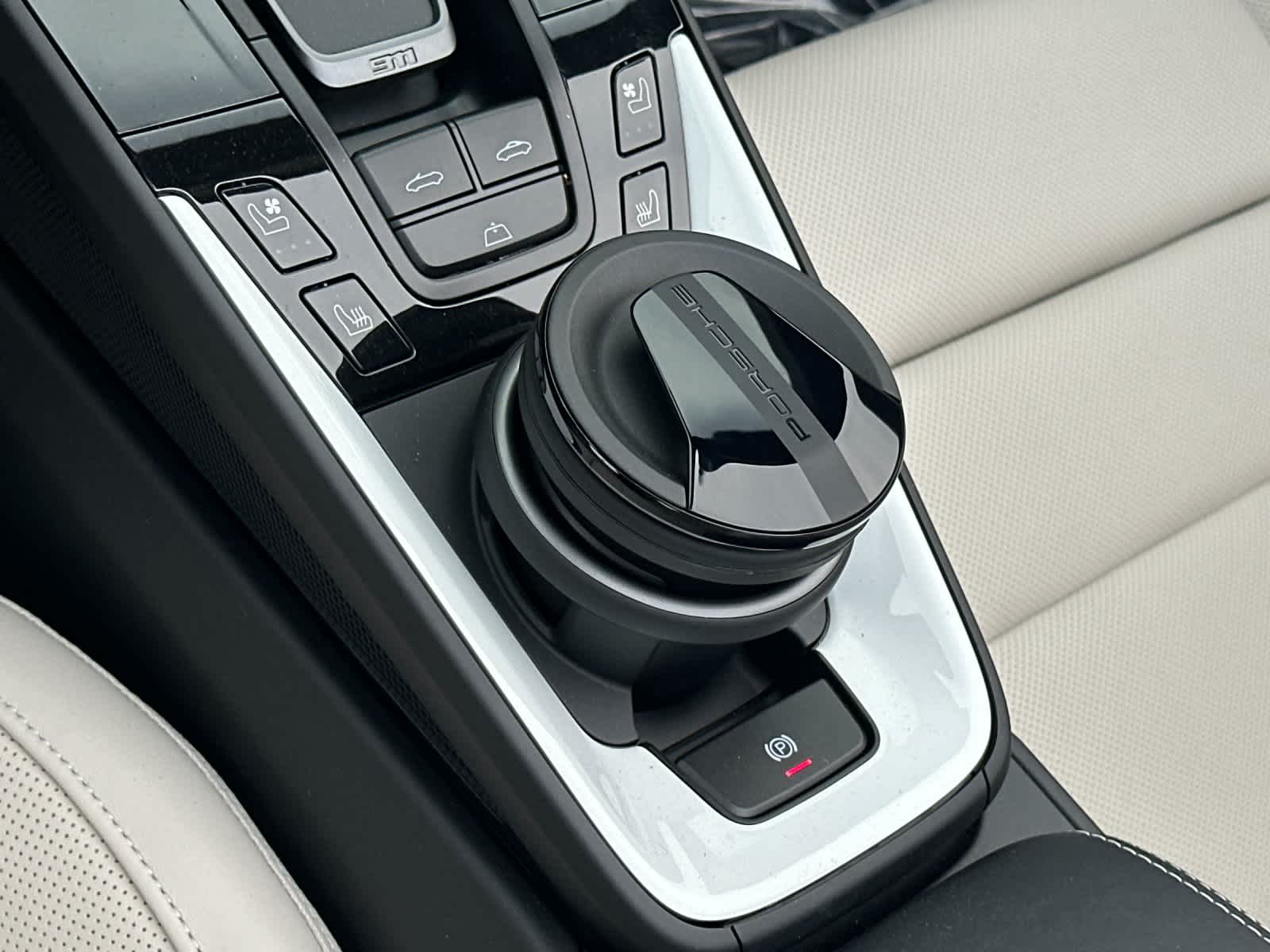 Thumbnail: 2026 Porsche 911 - 14