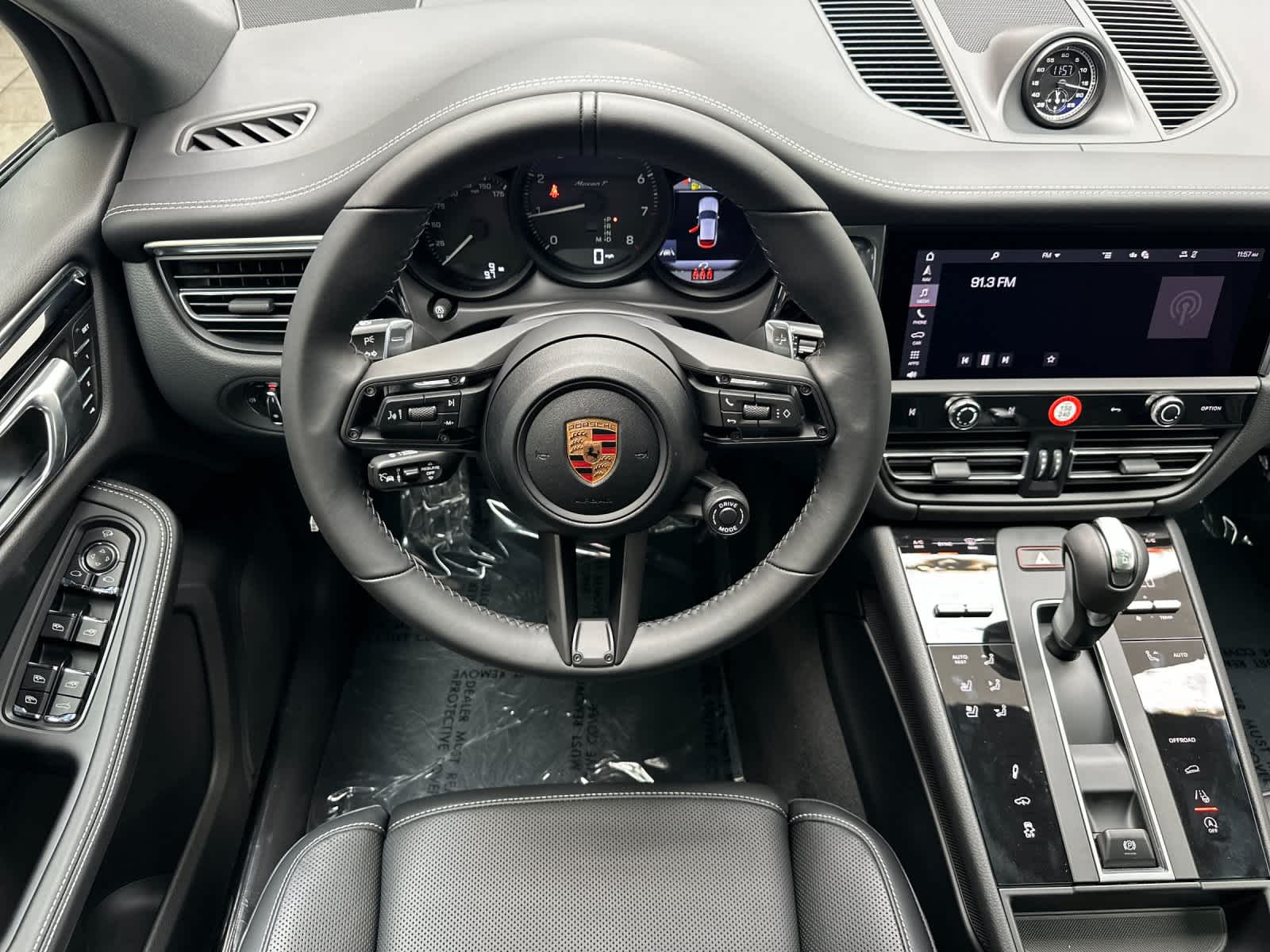 Thumbnail: 2026 Porsche Macan - 15