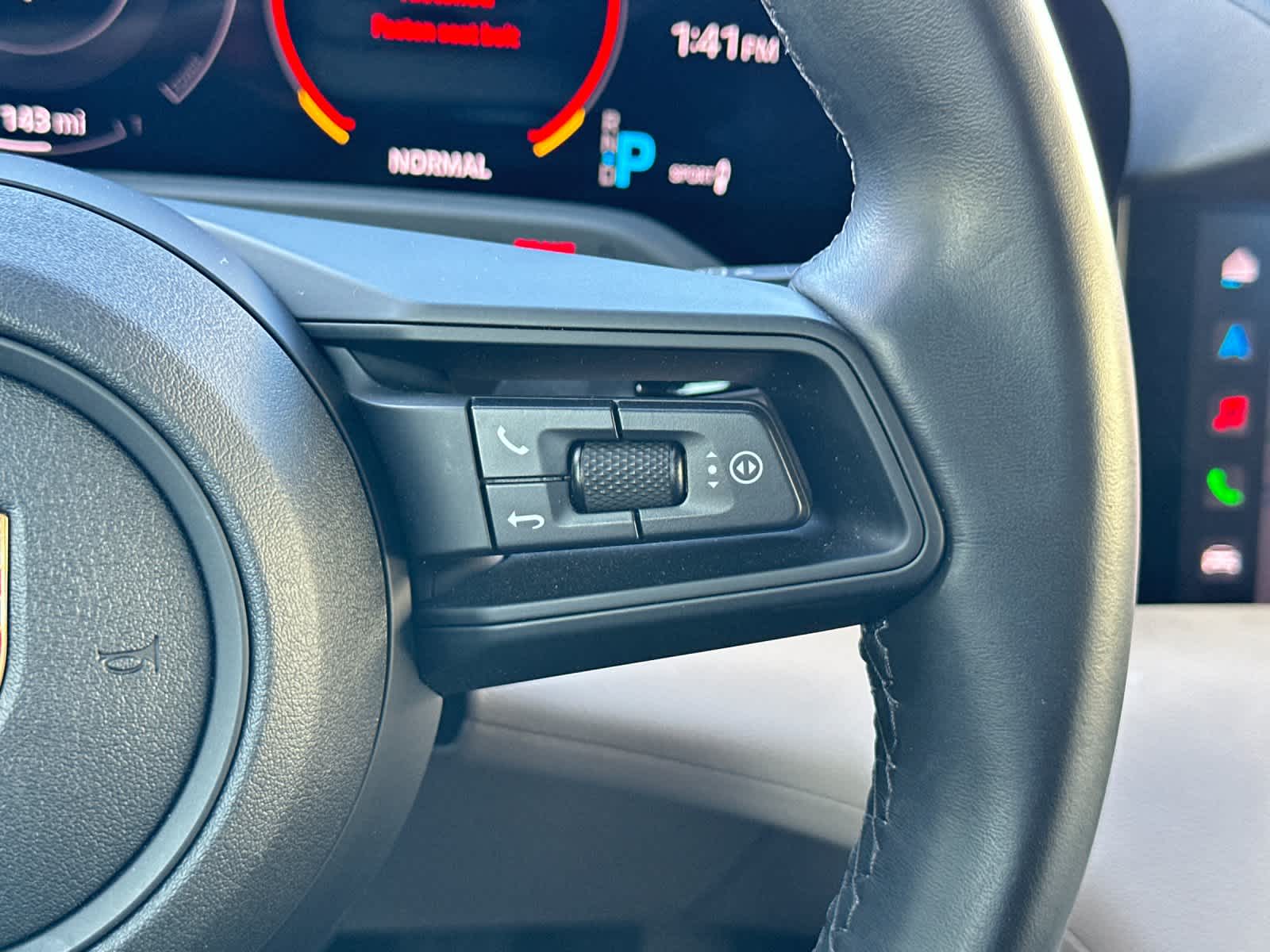 Thumbnail: 2024 Porsche Taycan - 28