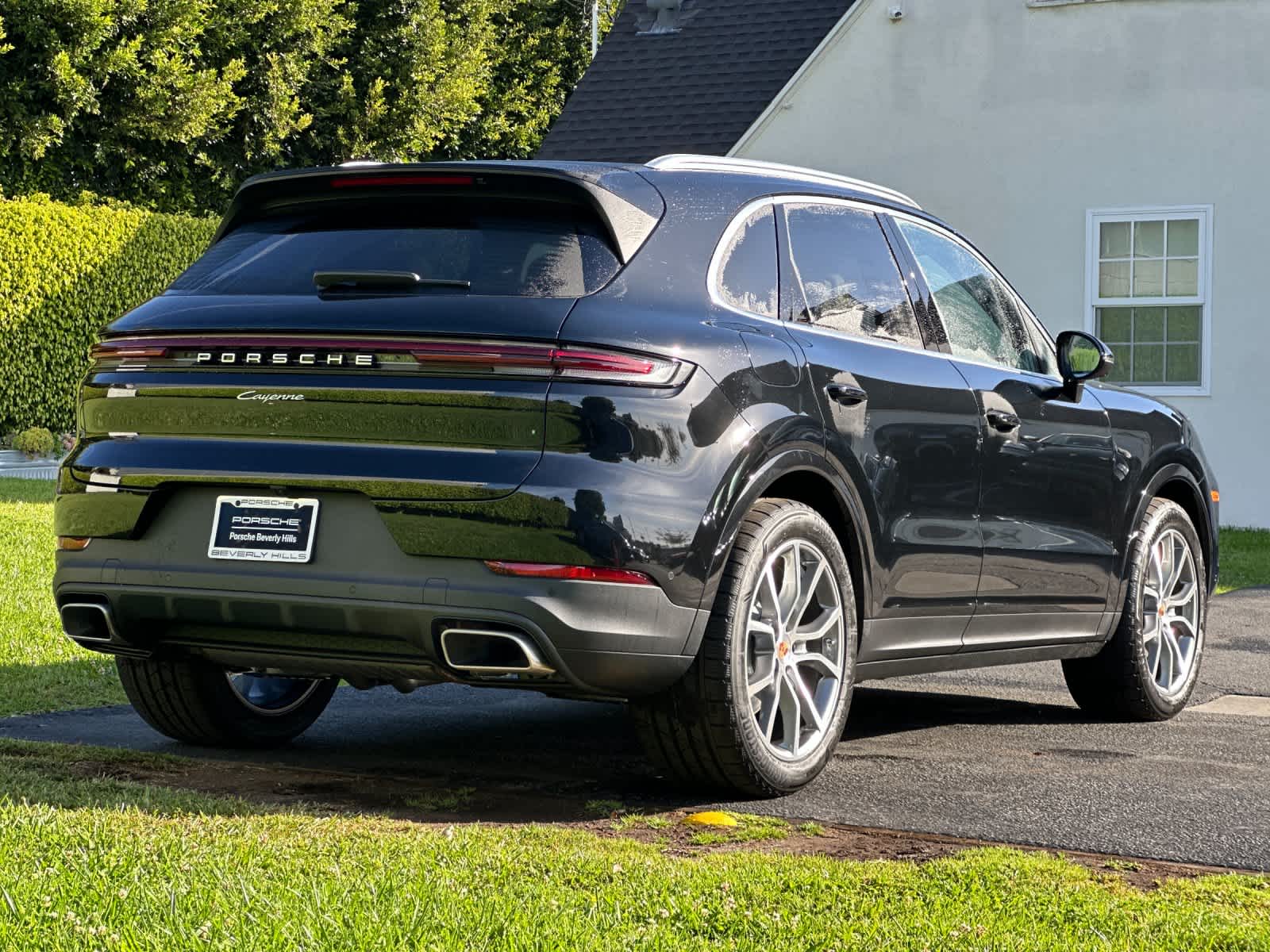 Thumbnail: 2026 Porsche Cayenne - 8
