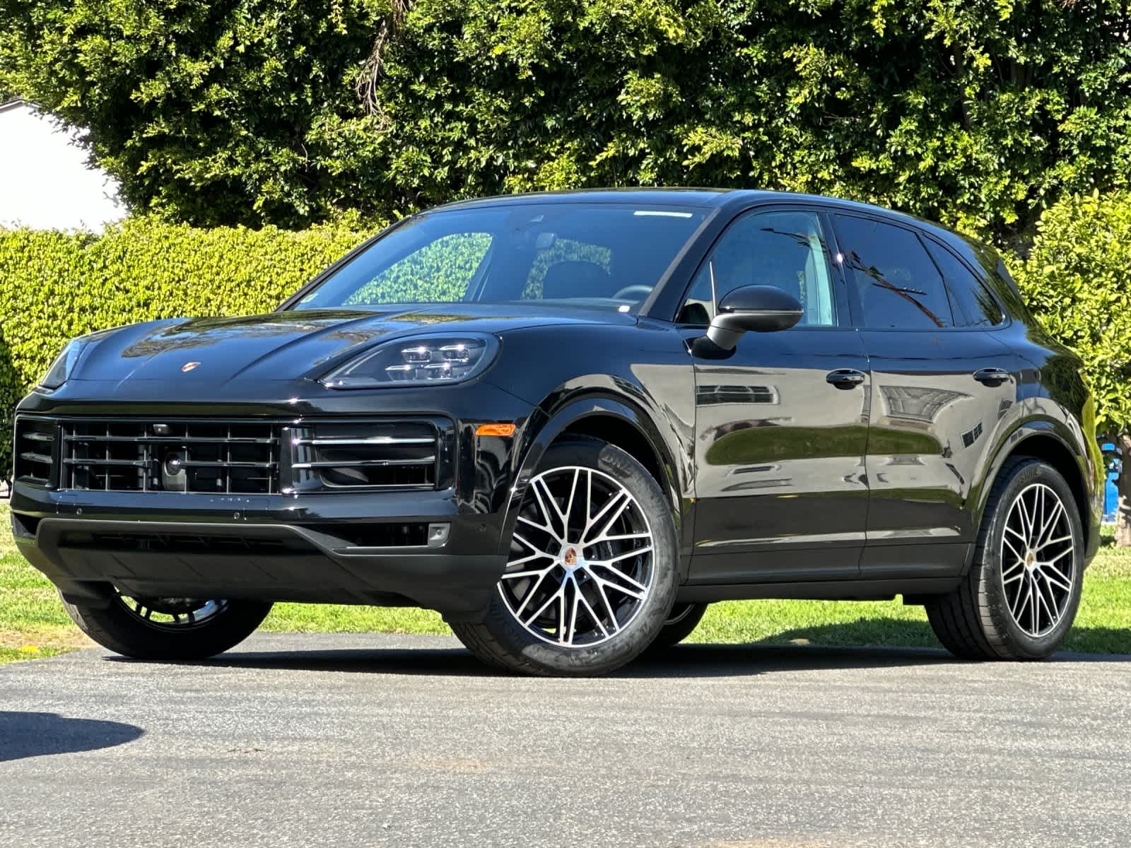 Thumbnail: 2026 Porsche Cayenne - 1