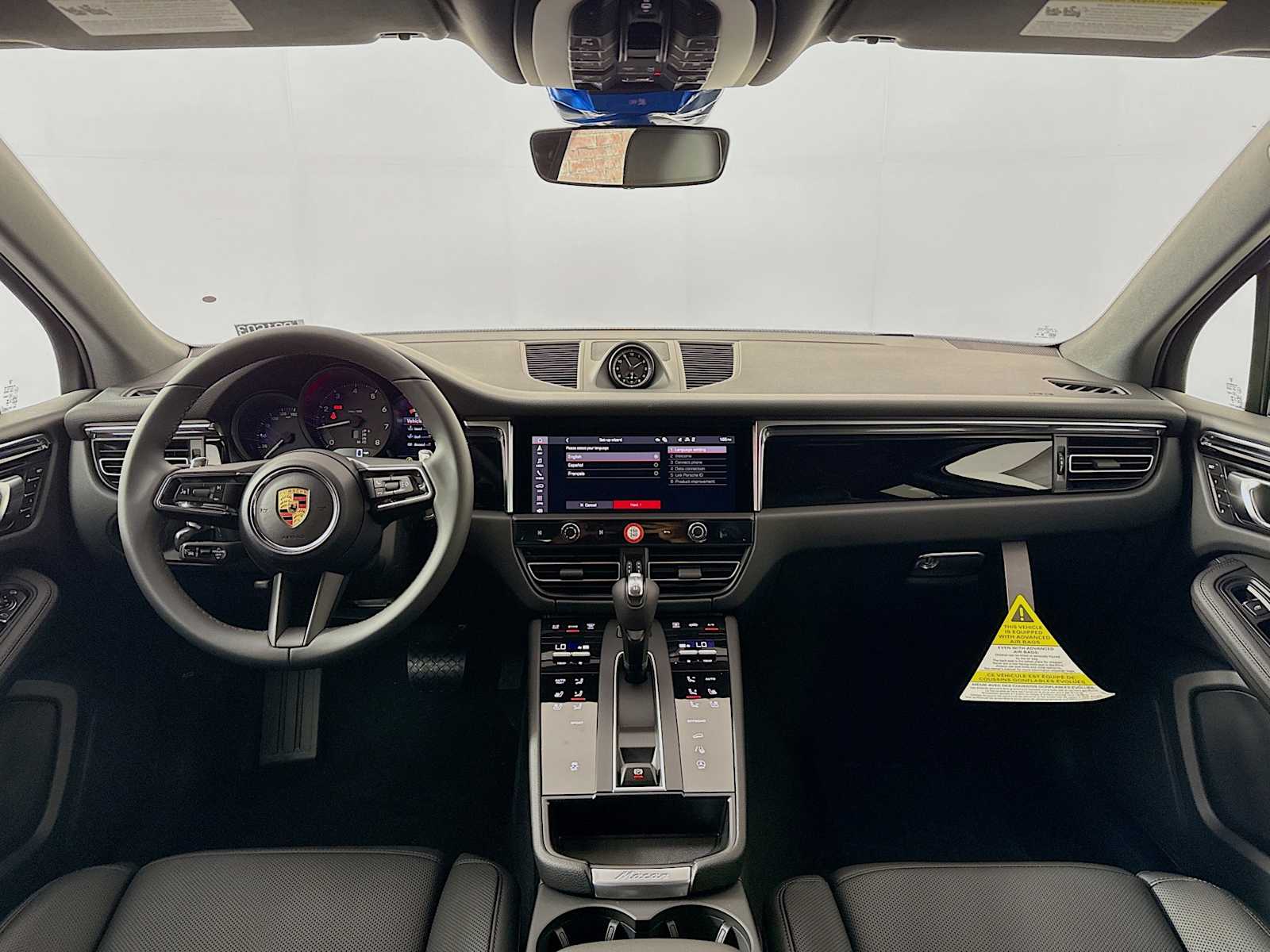 Thumbnail: 2026 Porsche Macan - 27