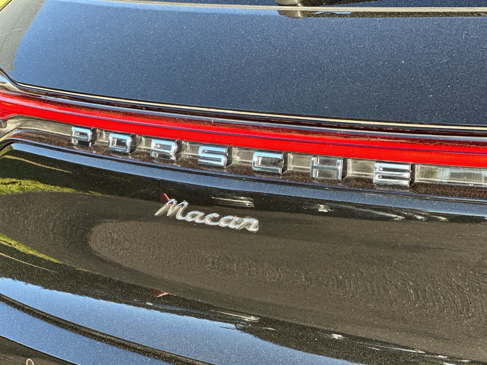 Thumbnail: 2025 Porsche Macan - 31