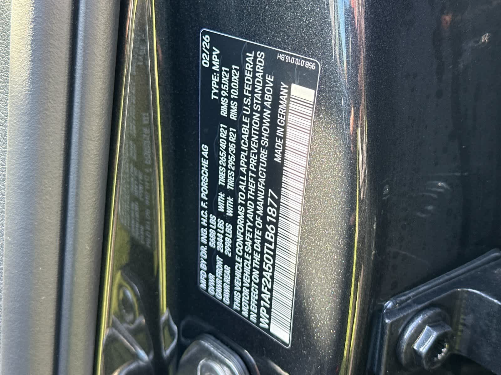 Thumbnail: 2026 Porsche Macan - 33