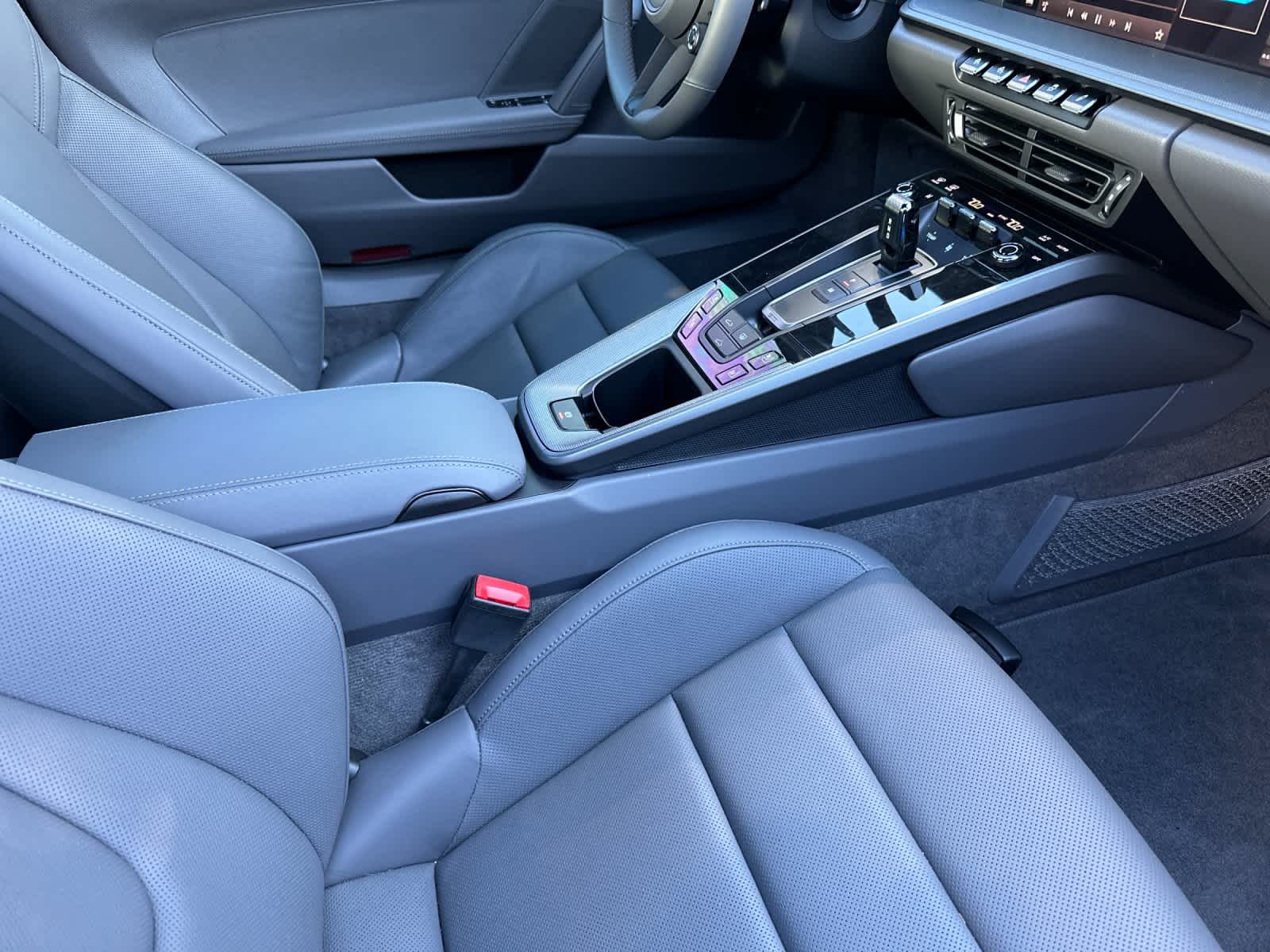 Thumbnail: 2024 Porsche 911 - 14