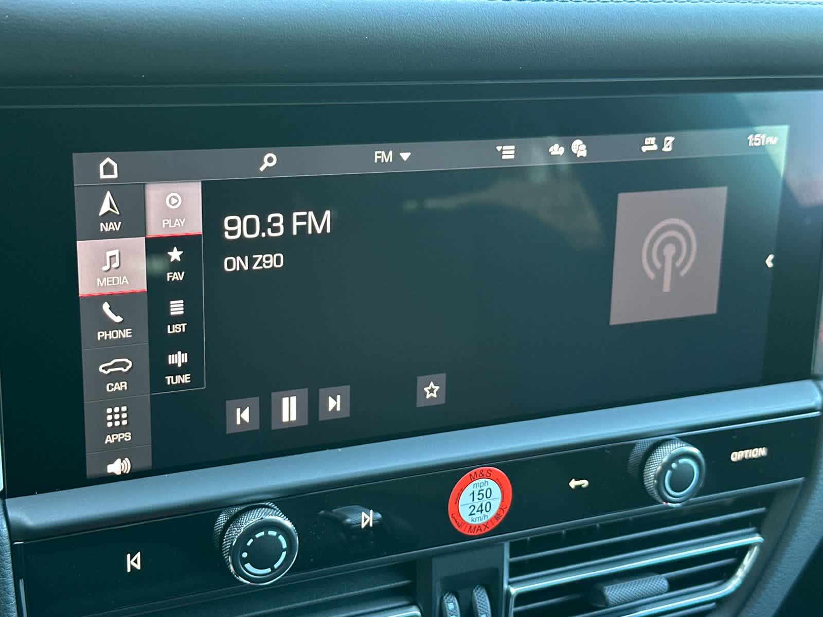 Thumbnail: 2026 Porsche Macan - 21