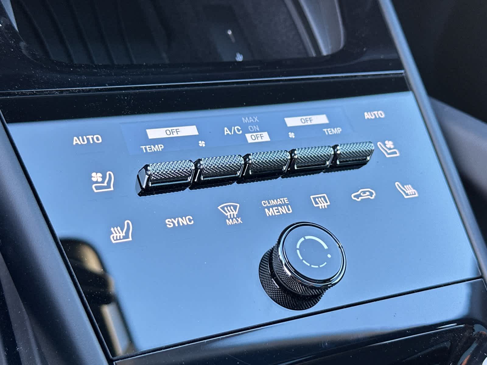 Thumbnail: 2025 Porsche Cayenne - 24