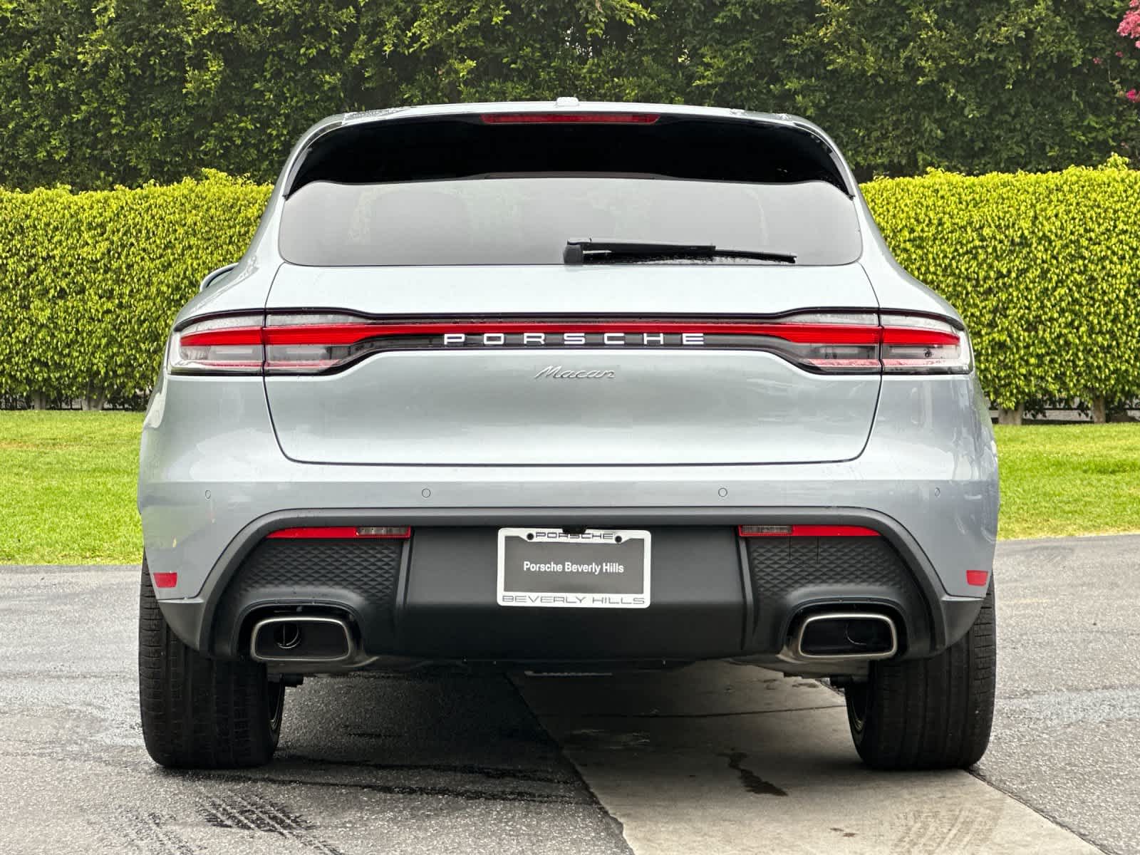 Thumbnail: 2026 Porsche Macan - 7