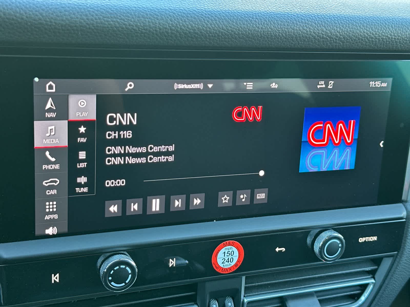 Thumbnail: 2025 Porsche Macan - 20