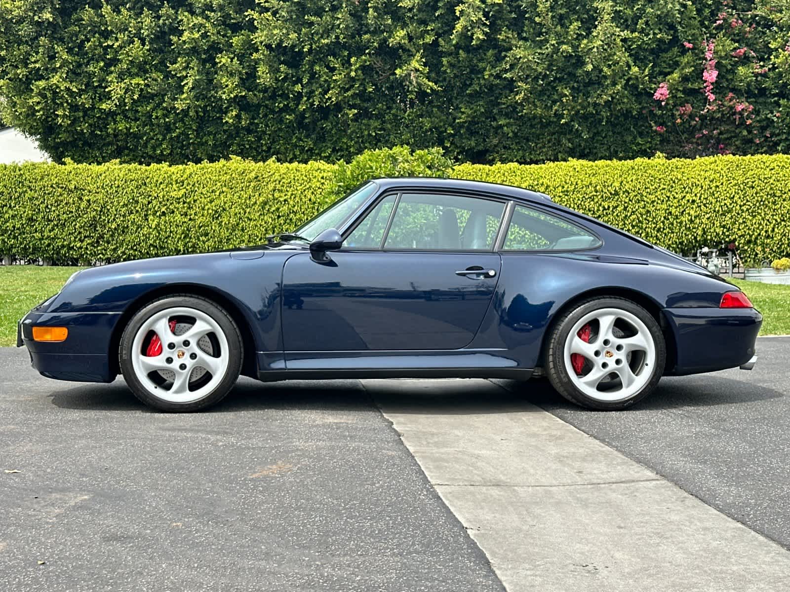 Thumbnail: 1998 Porsche 911 - 2